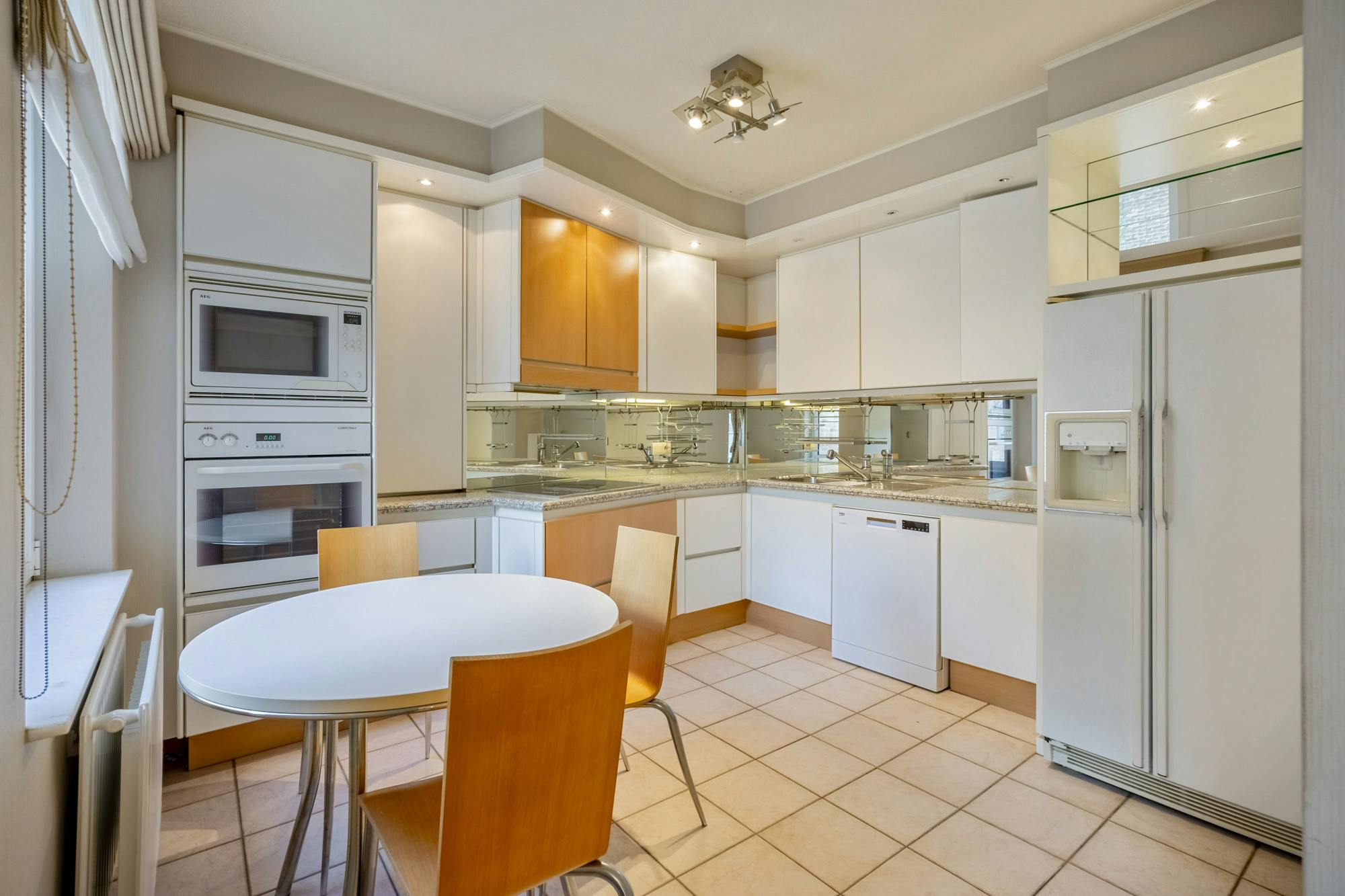 Royaal appartement in hartje Hasselt foto 7