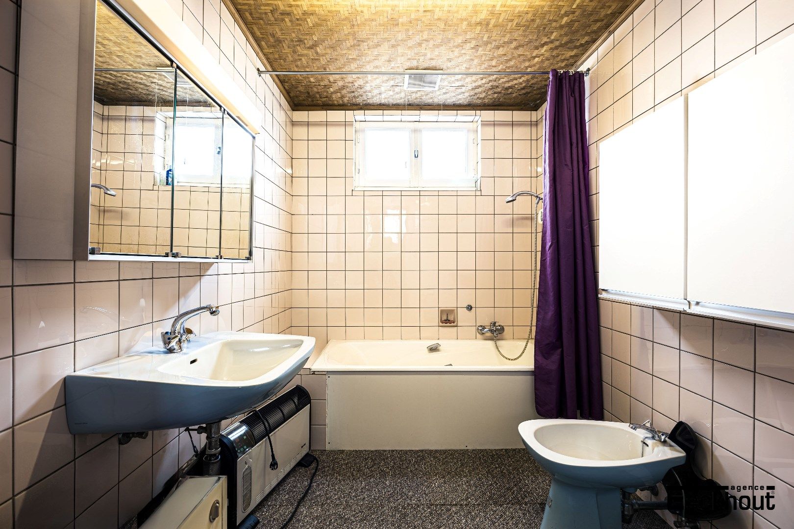 Ruime woning met tuin, terras en 3 slaapkamers met open zicht op de vaart! foto 13