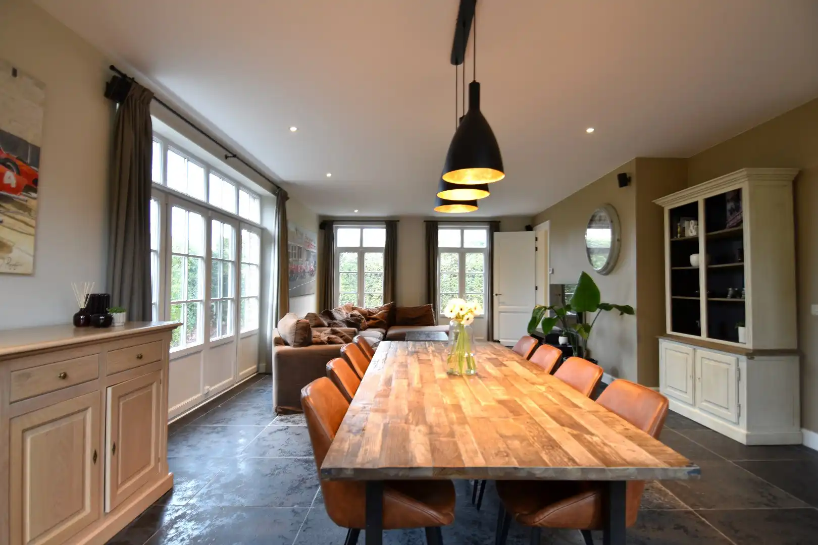 Charmante, gezinswoning in landelijke stijl met 5 slaapkamers, garage en zonnige tuin te koop in Bellegem foto 7