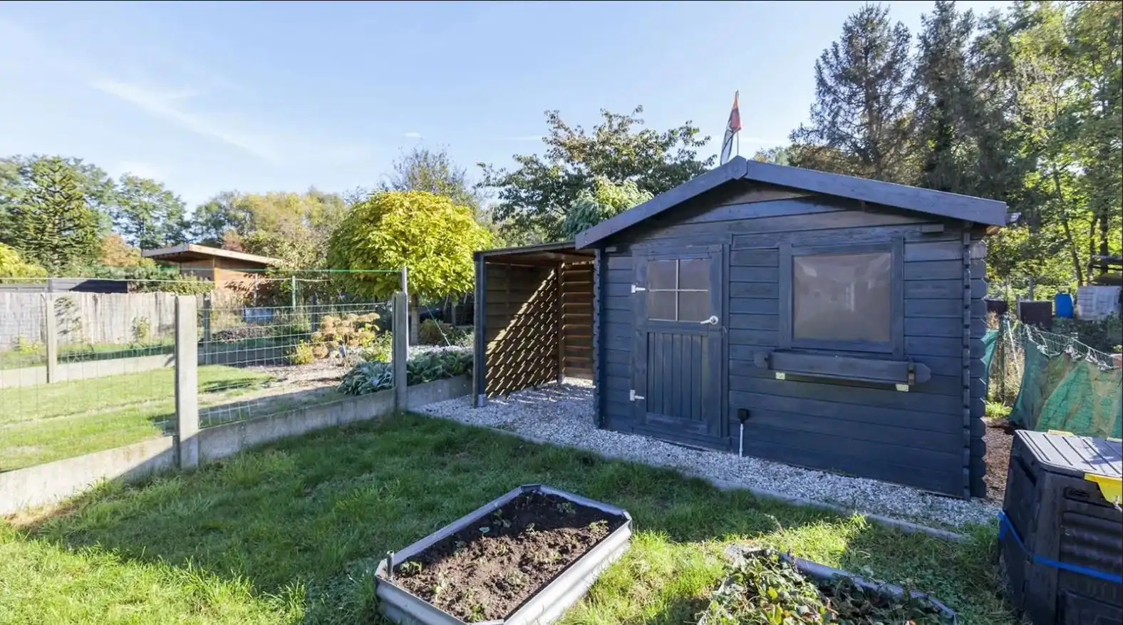 Instapklare half open bebouwing op de Tiense stadsrand foto 18