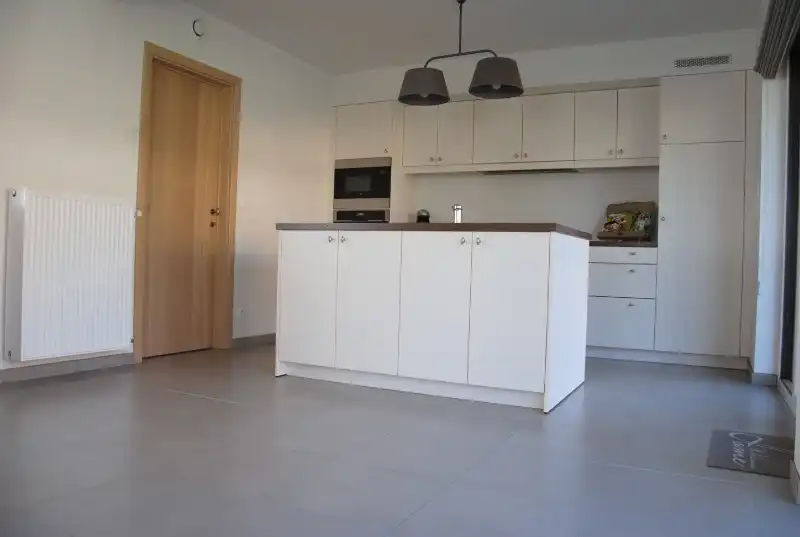 Recente hoekwoning te huur in rustige buurt nabij Anzegem foto 5