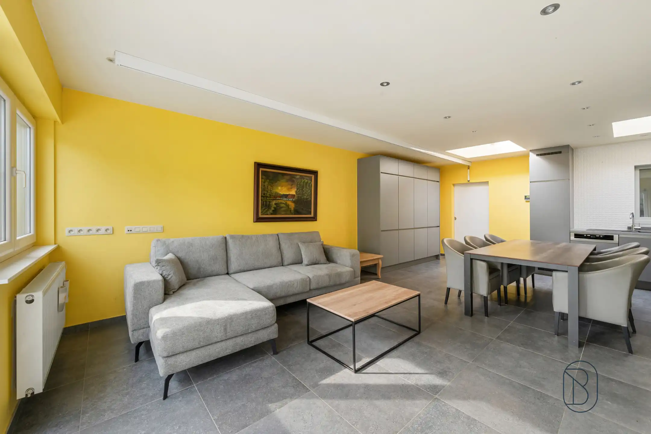 Ruime instapklare woning met 4 slpk, garage en tuin in Heule foto 10