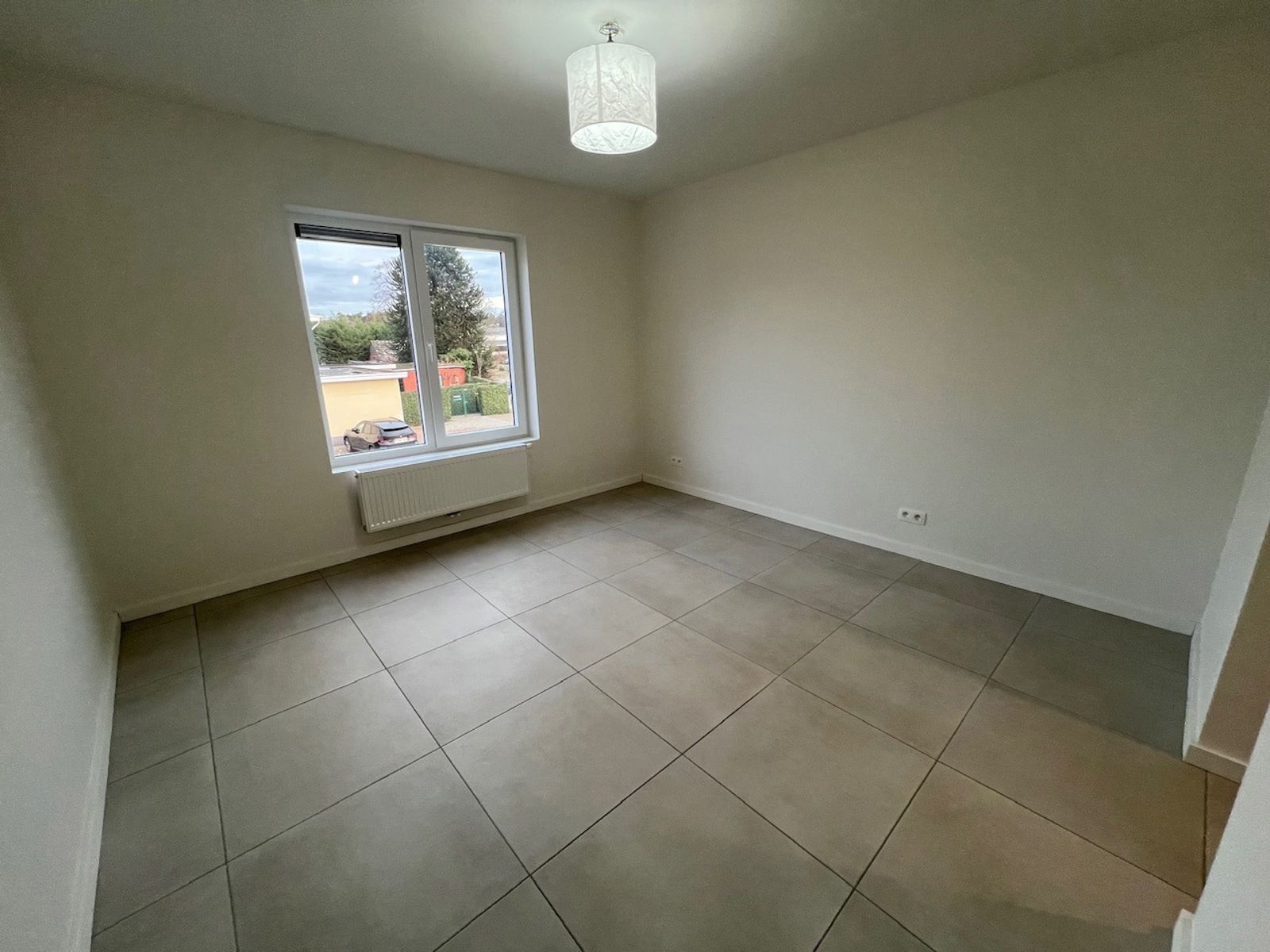 Instapklaar app met 1slpk, terras, kelder en parking foto 10