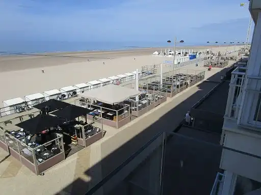 Zeer central gelegen appartement met adembenemend zeezicht en zicht op het casino foto 2