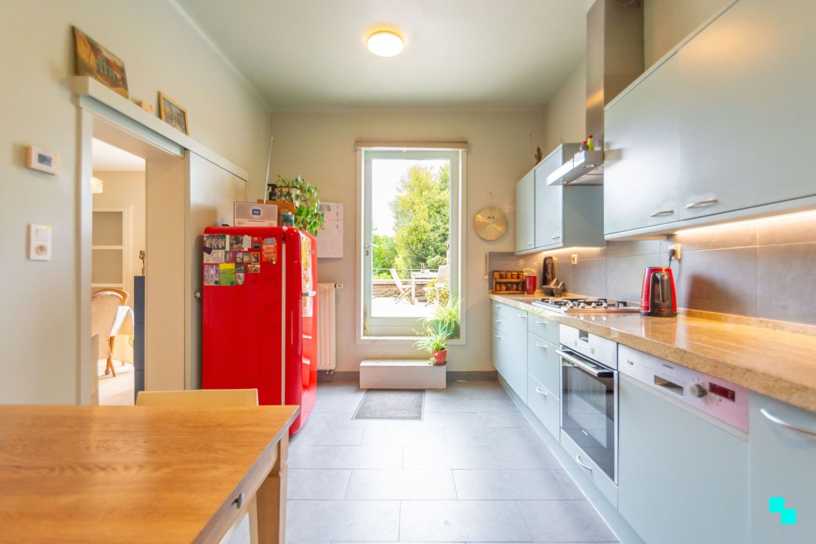 Karaktervolle woning met handelsruimte vlakbij Gent-Sint-Pieters foto 11