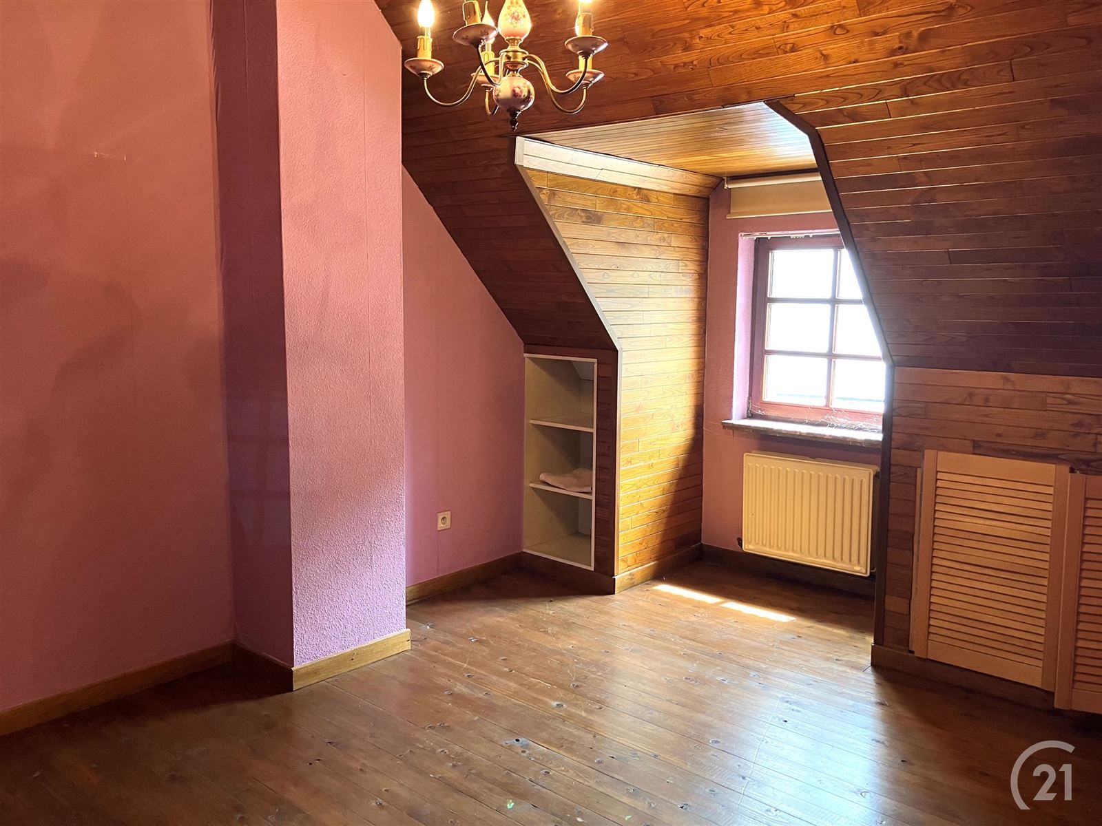 Ruime gezinswoning met 4 ruime slaapkamers! foto 6
