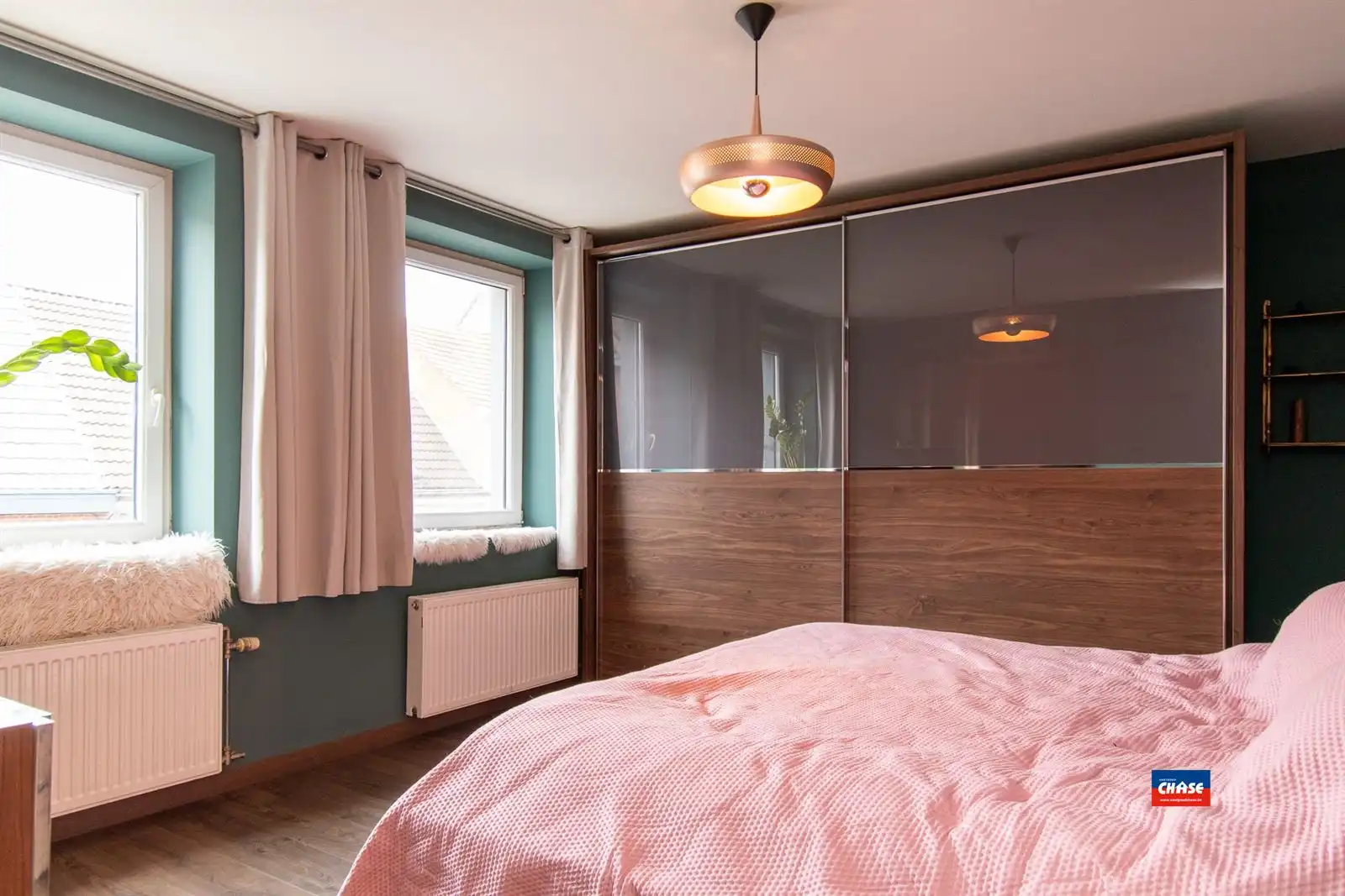 Ruime woning met 2 slpks, garage en tuin  foto 16