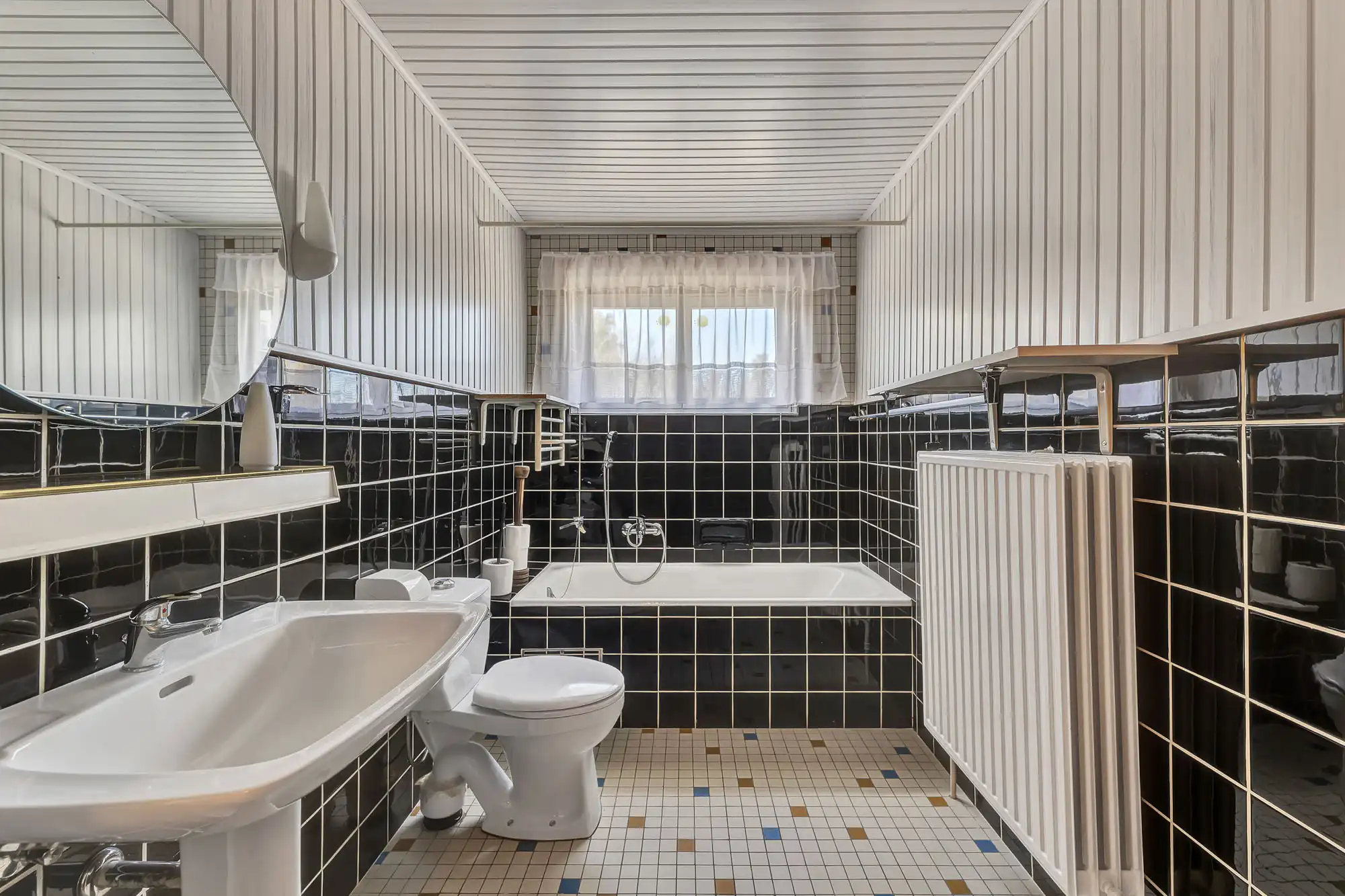 Te renoveren HOB met diverse mogelijkheden op toplocatie foto 23