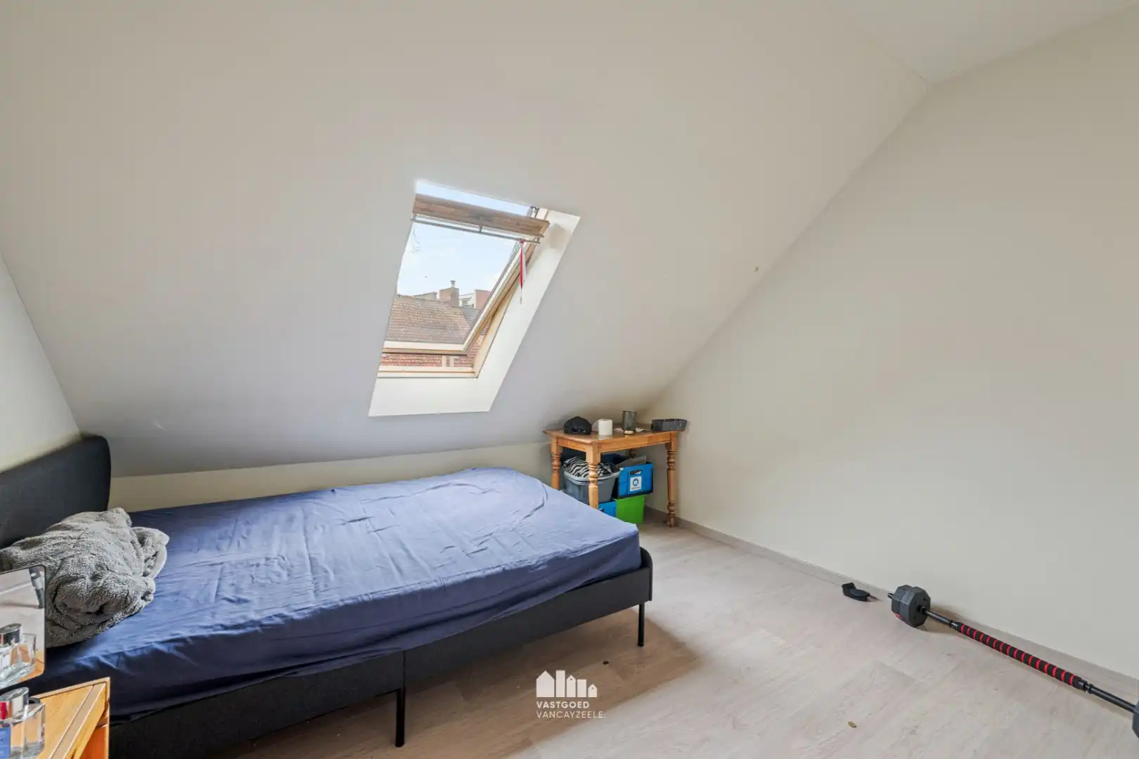 Karaktervolle ruime herenwoning met grote garage in het Ieper centrum. foto 13