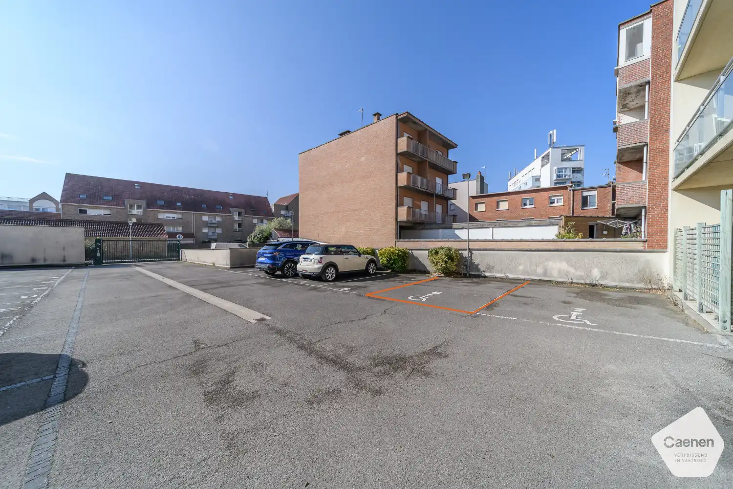 Instapklaar gelijkvloers appartement met frontaal zeezicht, staanplaats en kelder in Bray-Dunes foto 21
