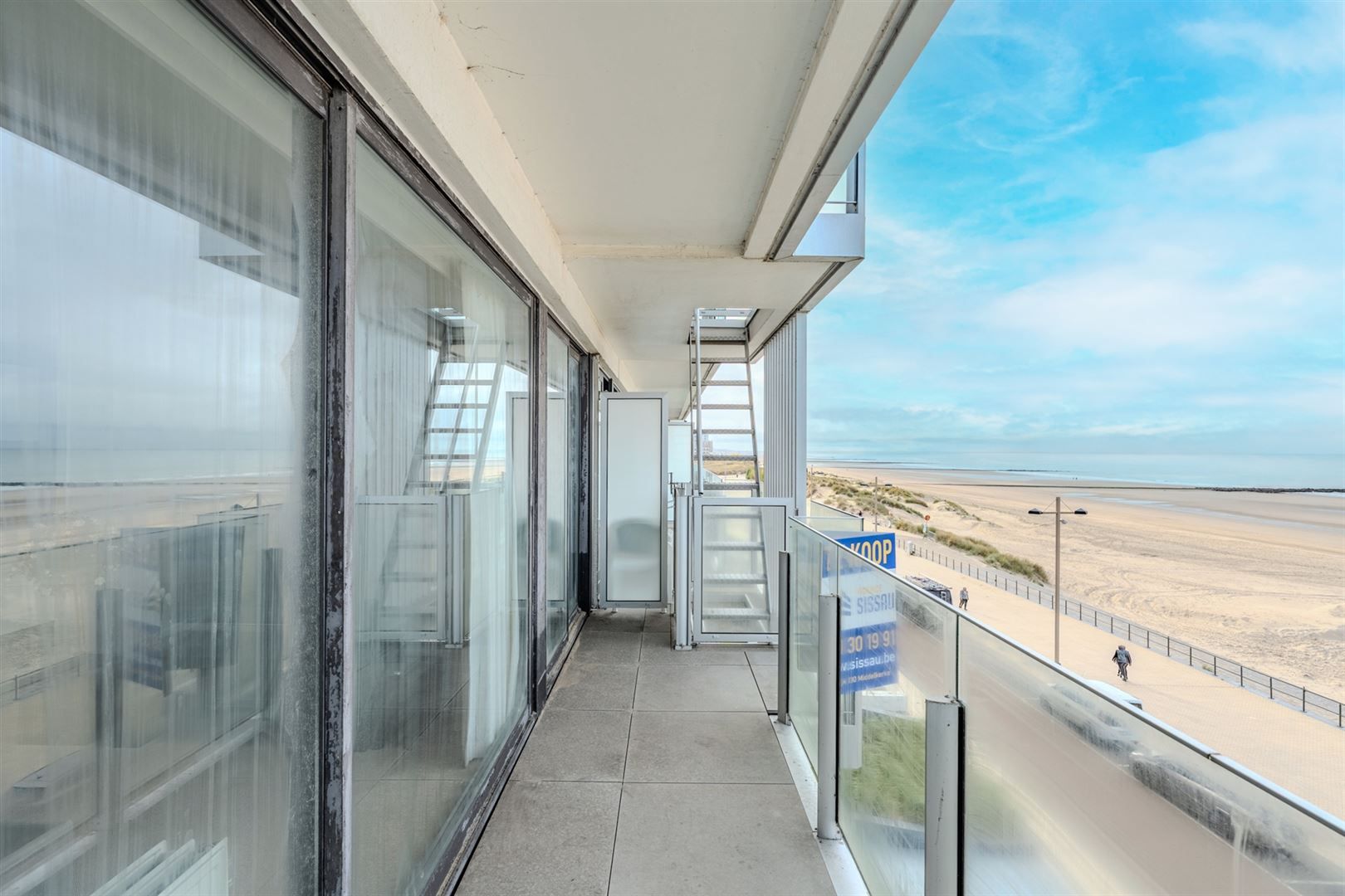 appartement met zee en duinzicht foto 8