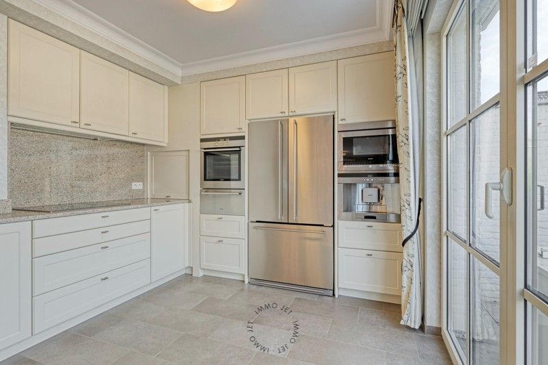 Stijlvol wonen in hartje Sint-Niklaas – luxe appartement van 169m² met terras van 37m² in Residentie Het Begijnhofke foto 9