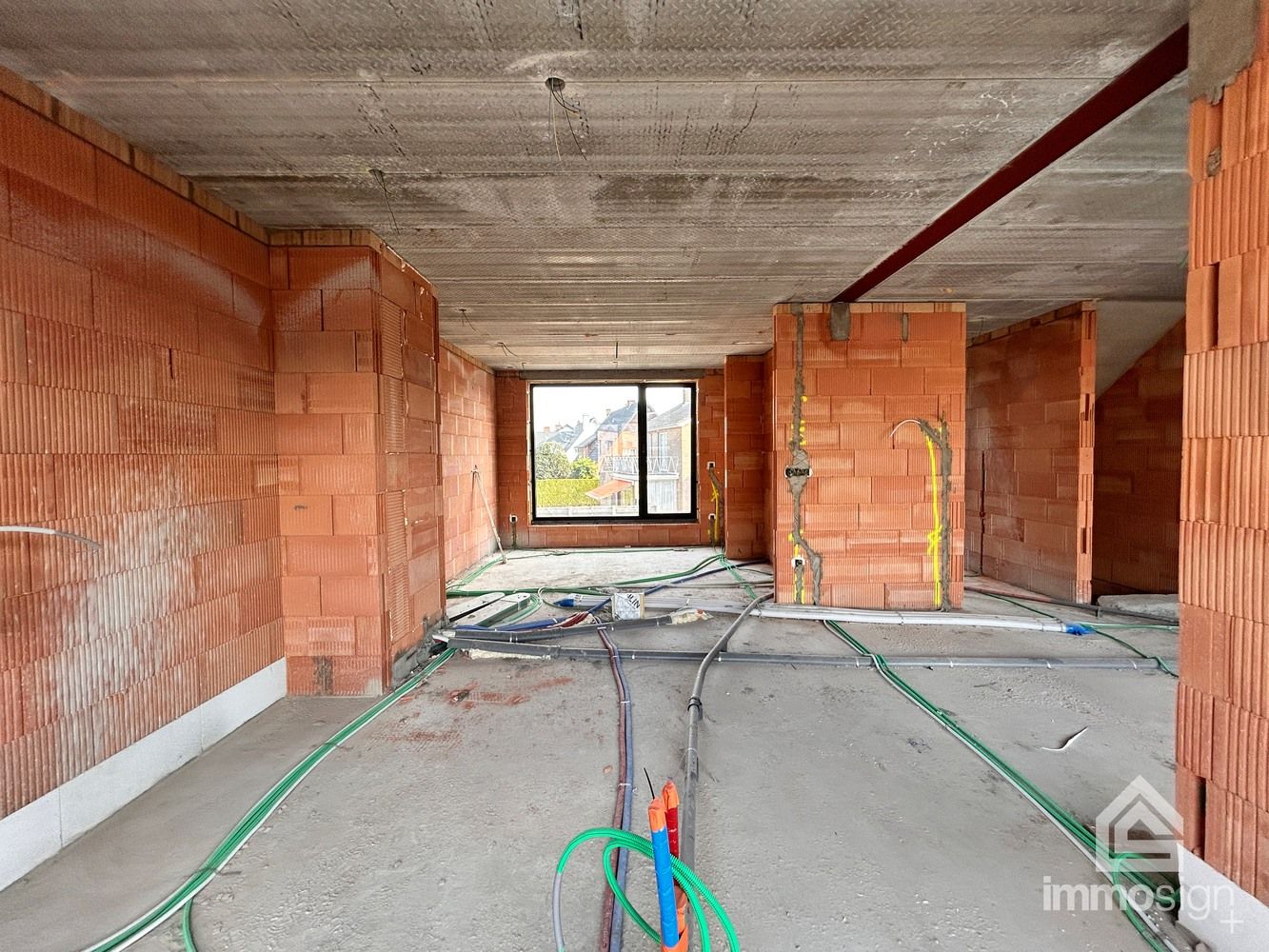 Afgewerkte nieuwbouwwoning in het centrum van Hamont! foto 7