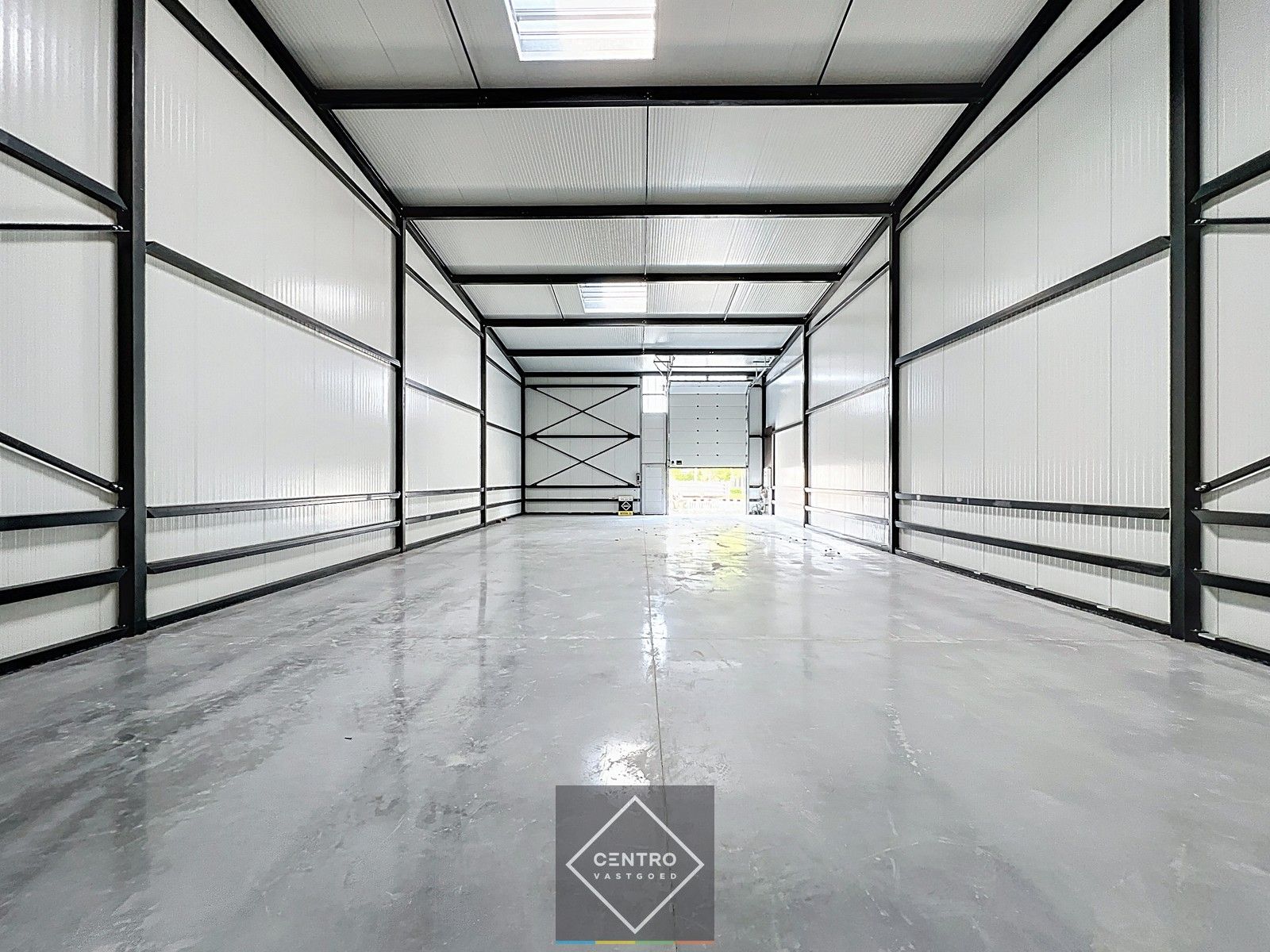 Nieuwbouw KMO unit (± 264m²) TE HUUR, laadpalen én hypercharger aanwezig! Bedrijvenpark "Diamant" te Dikmuide. foto 8