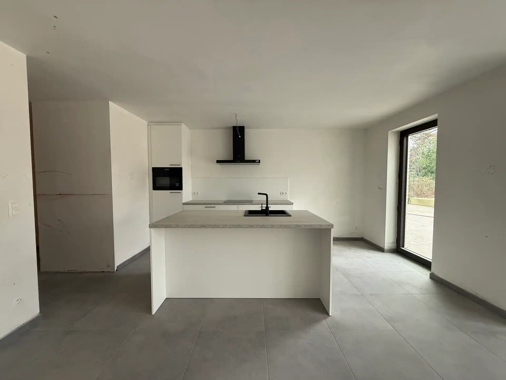 Nieuwbouw gelijkvloers appartement met tuin en terras foto 2