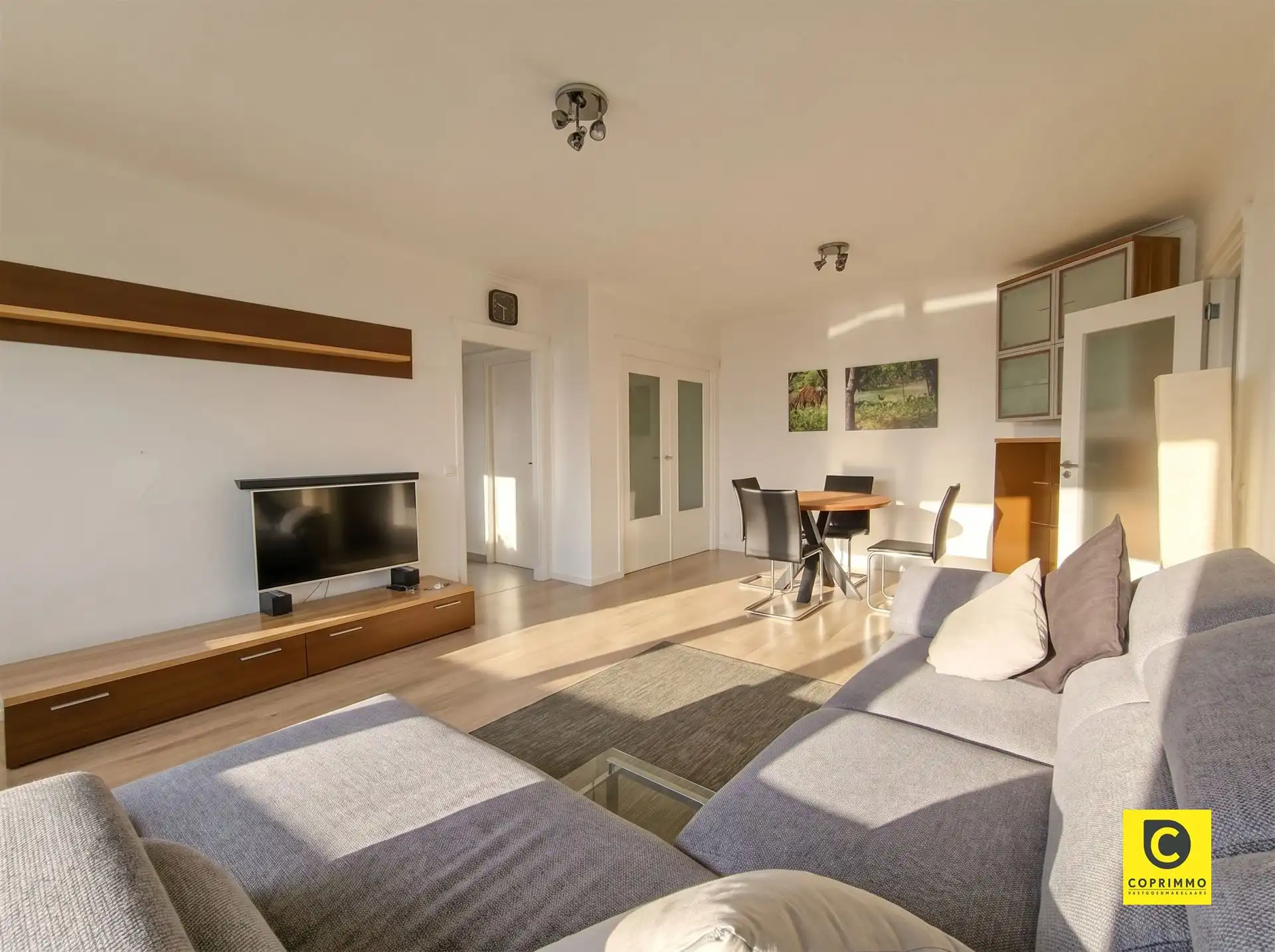 2 slaapkamer appartement met prachtig zicht! foto 18