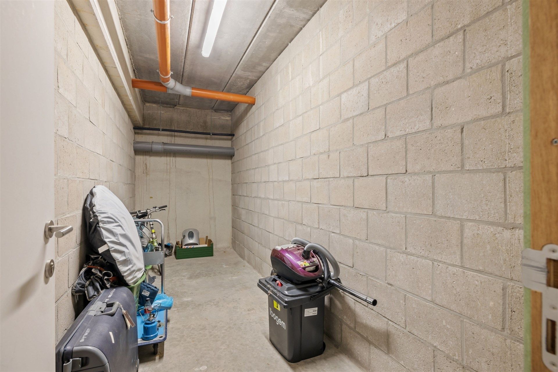 Instapklaar 1-slaapkamer appartement in het hartje van Beveren foto 22