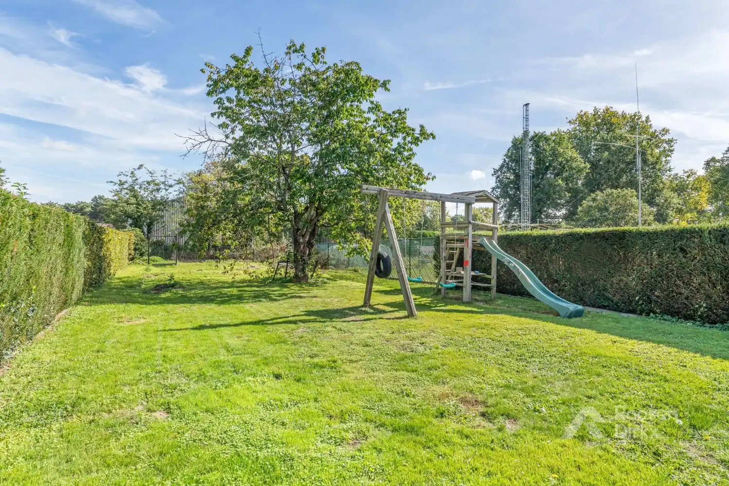 Goed onderhouden gezinswoning HOB met 5 slaapkamers op perceel van 1.325m² in Oudsbergen foto 5