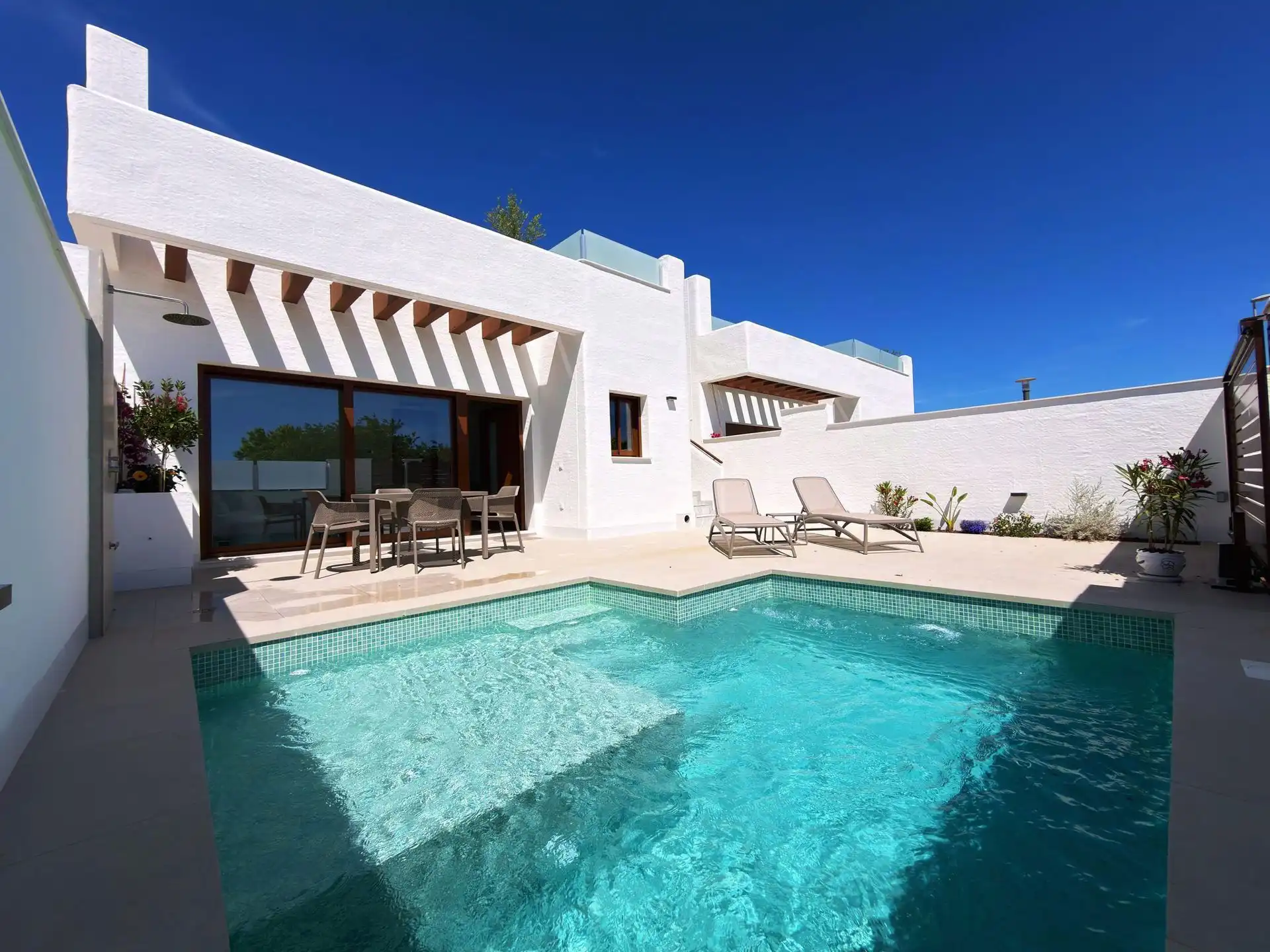 Spanje Costa Blanca zuid top villa's 2/3 slaapkamers zwembad foto 3