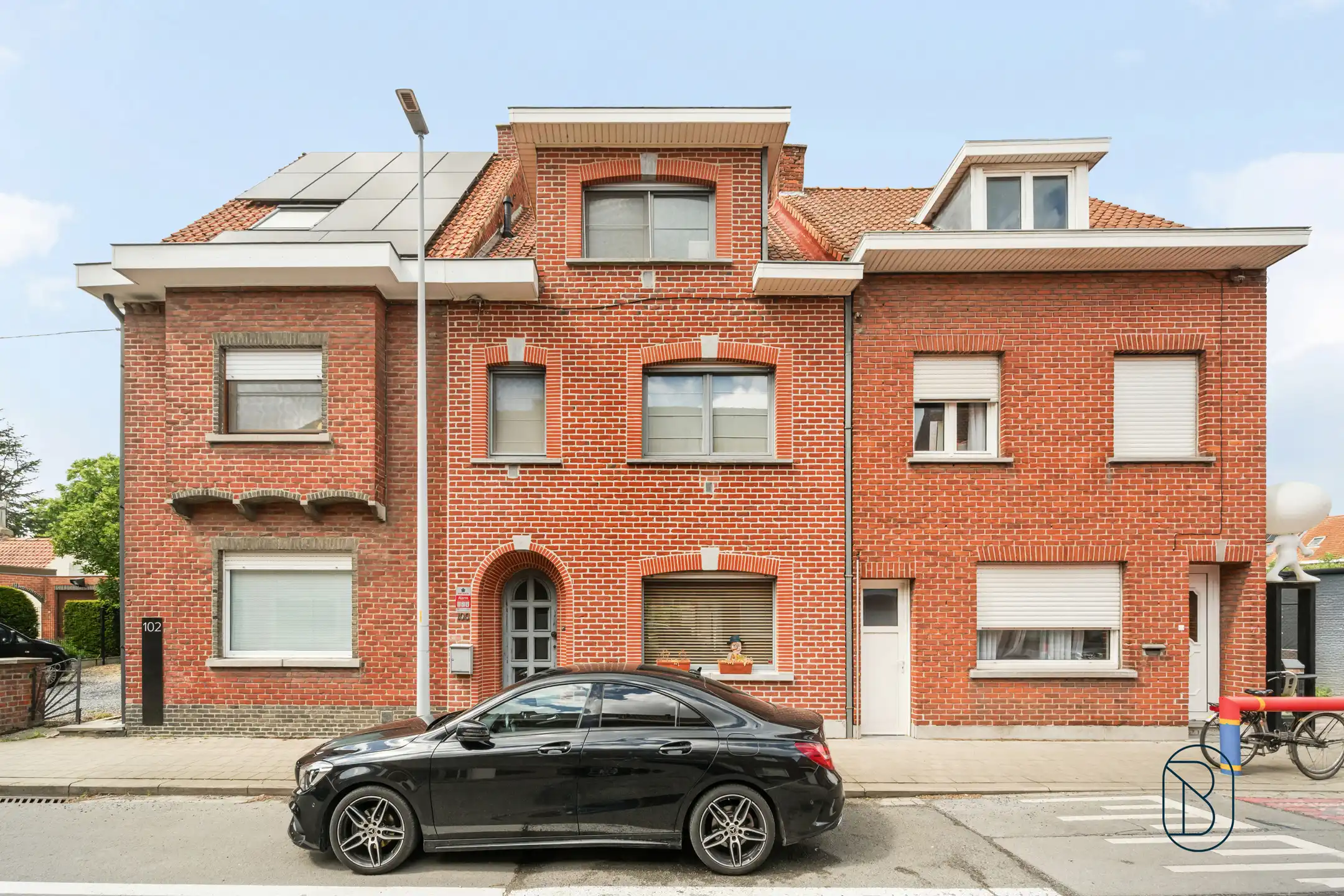 Gezinswoning met 4 slk en een zonnige tuin in Kuurne foto 2