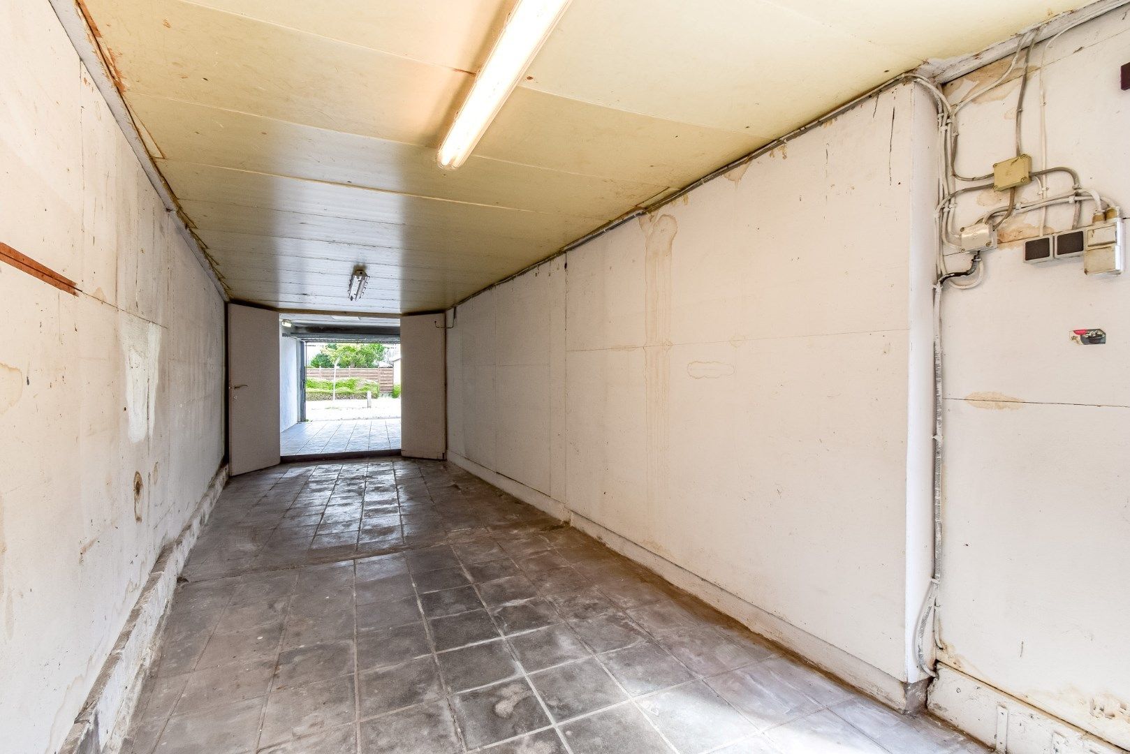 Charmante rijwoning met 3 slaapkamers en zonnige achtertuin in rustige woonwijk te Gistel foto 17