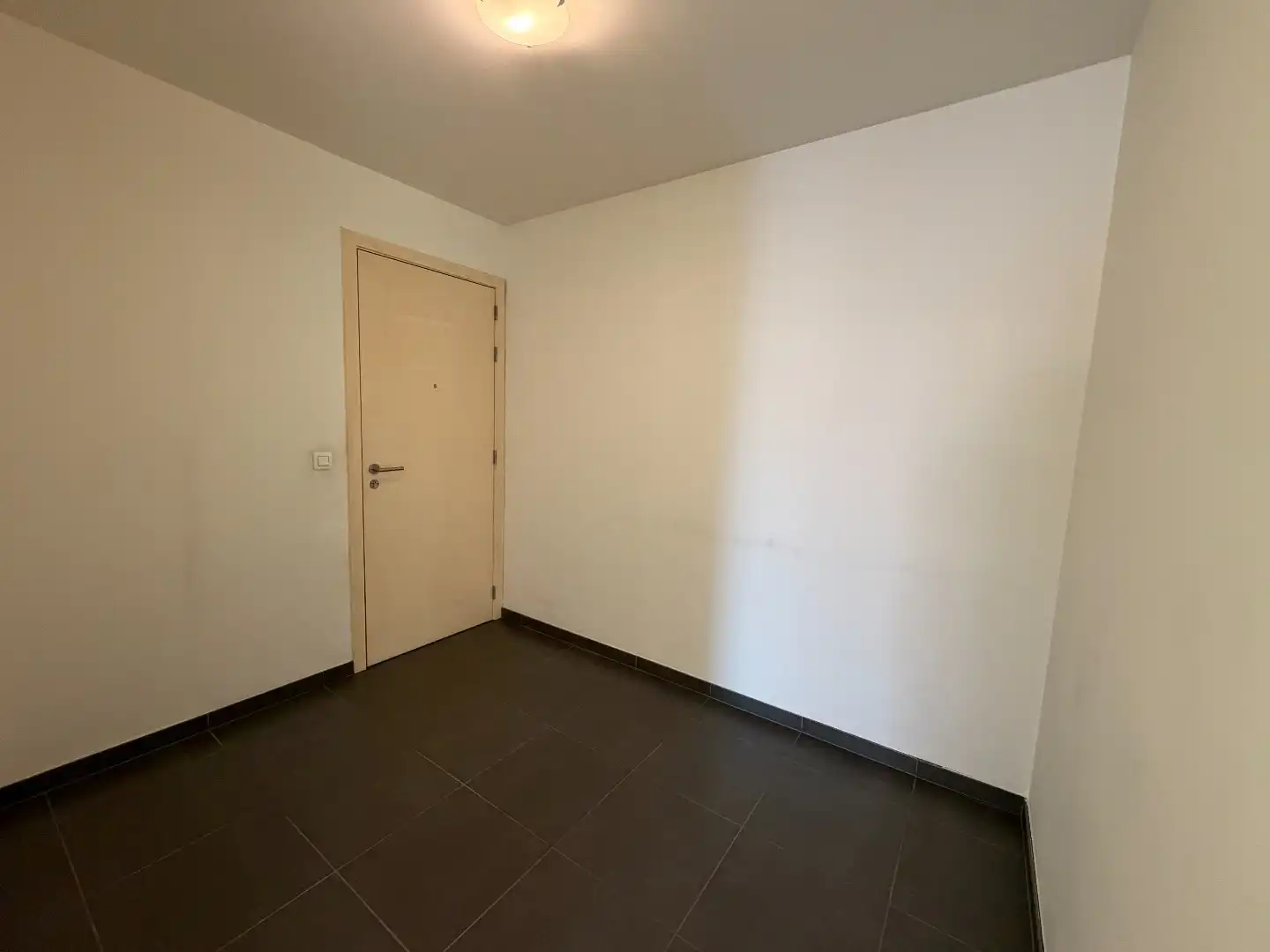 Modern appartement met 2 slaapkamers foto 12