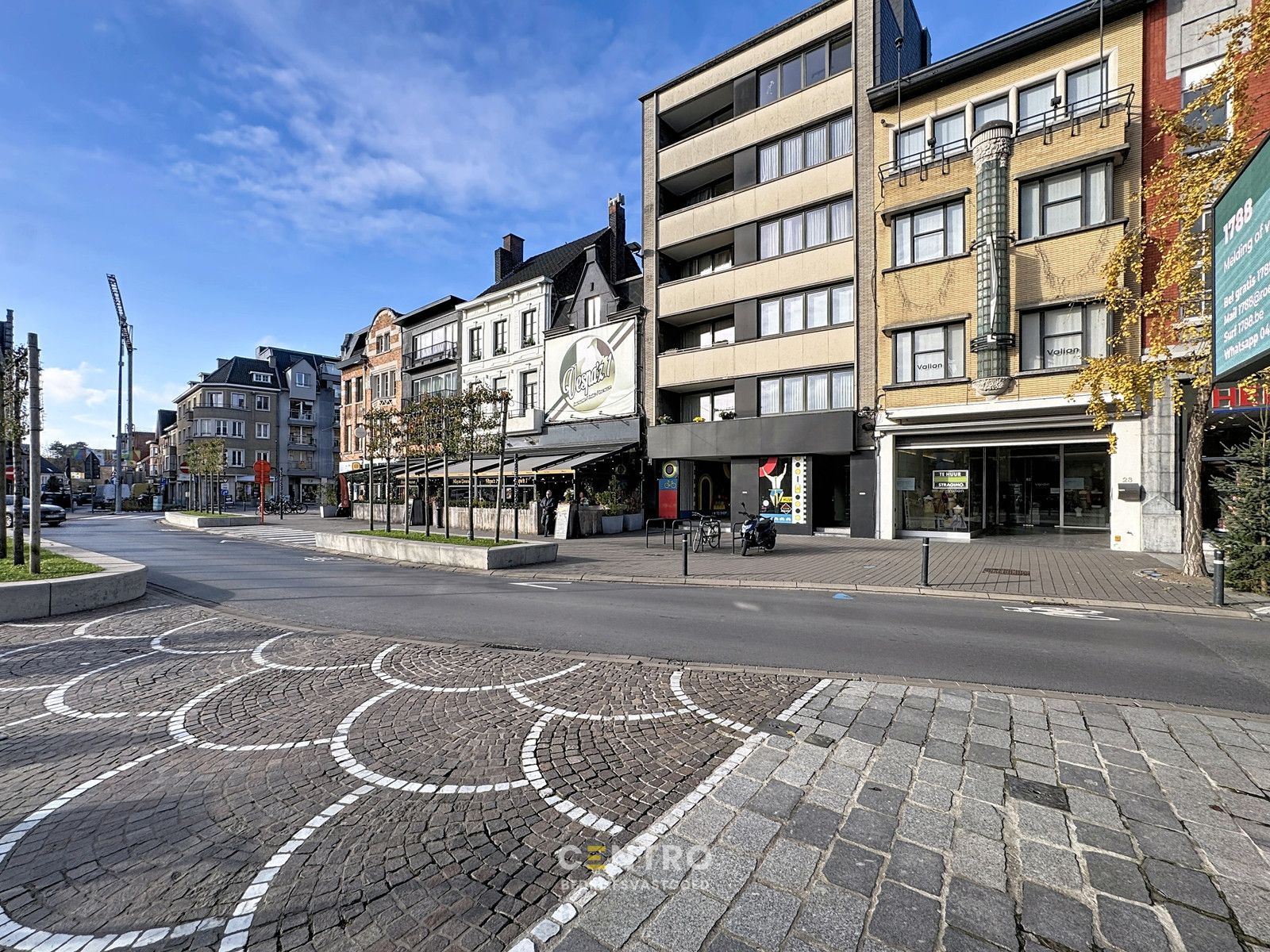 Handelsgelijkvloers op TOPligging (Grote Markt/Ooststraat) te Roeselare! foto 25