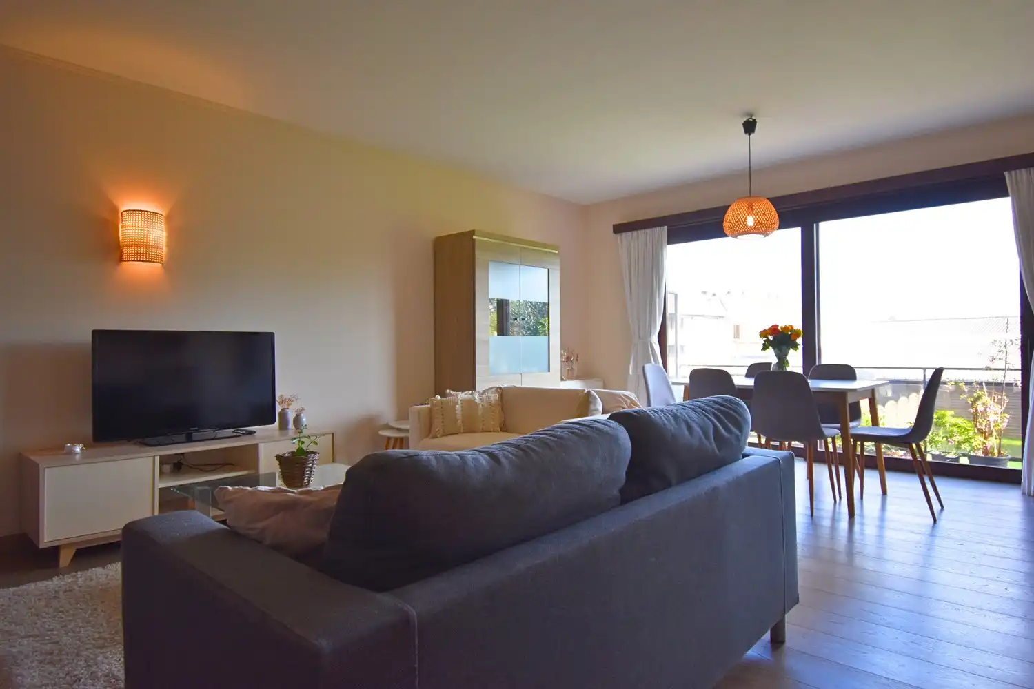 Gezellig 2-kamer appartement met terras én tuin foto 4