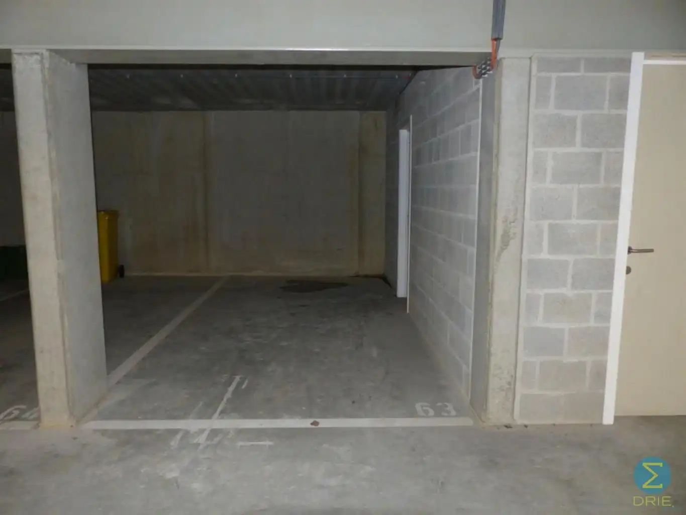 Parkeerplaats te koop foto 4