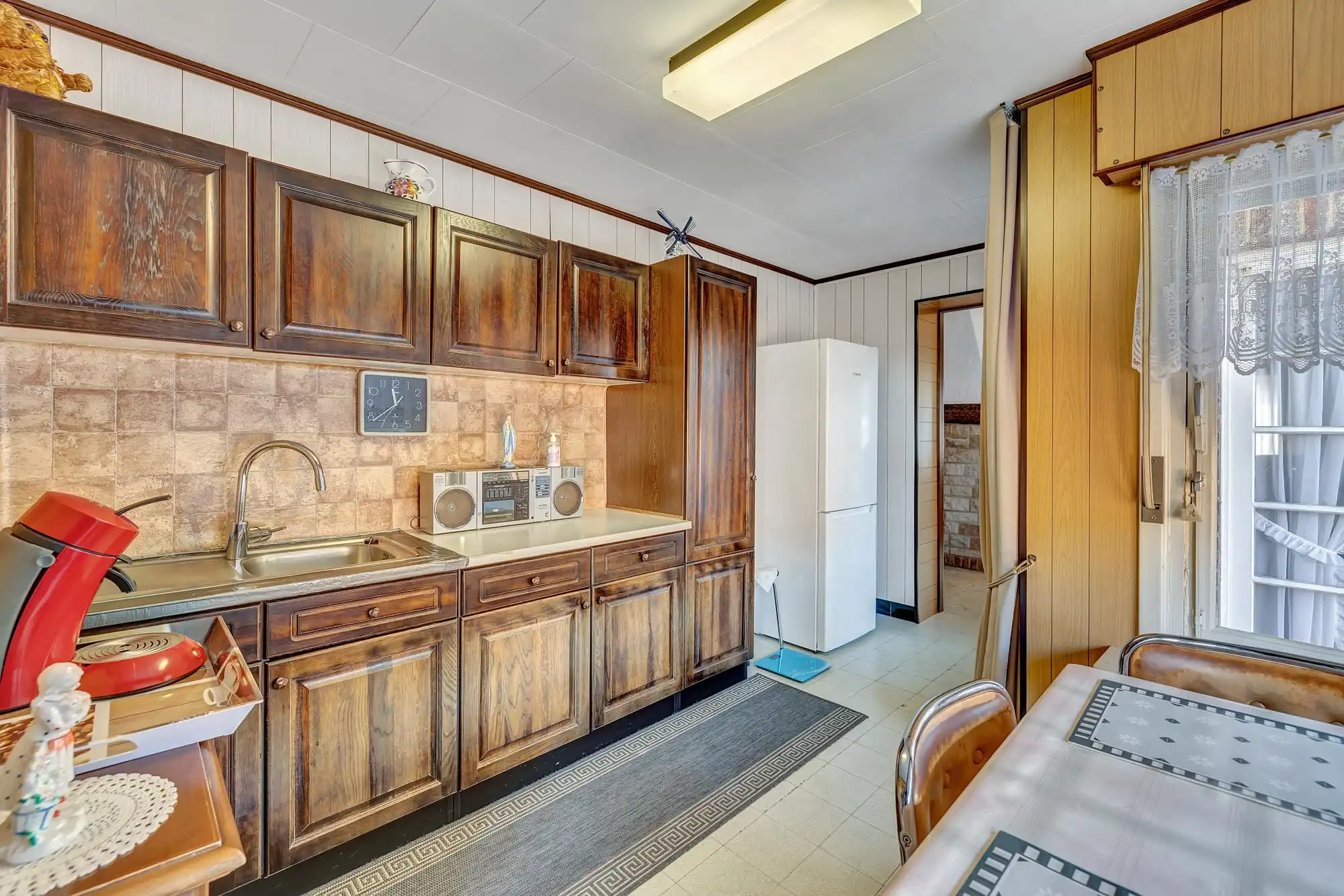 Te renoveren woning met veel potentieel te Liedekerke foto 8