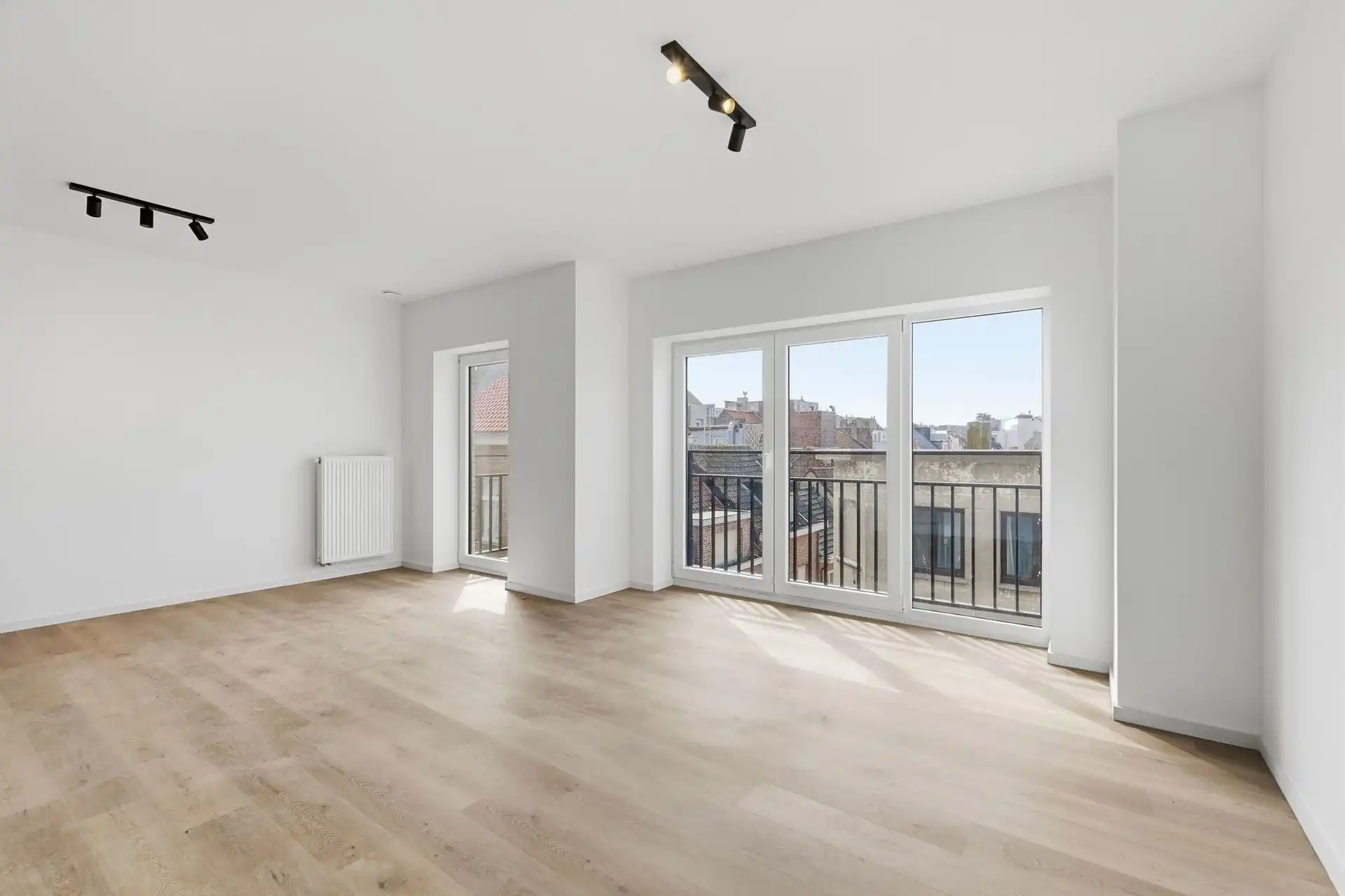 CENTRUM / 1 SLPK foto {{pictureIndex}}