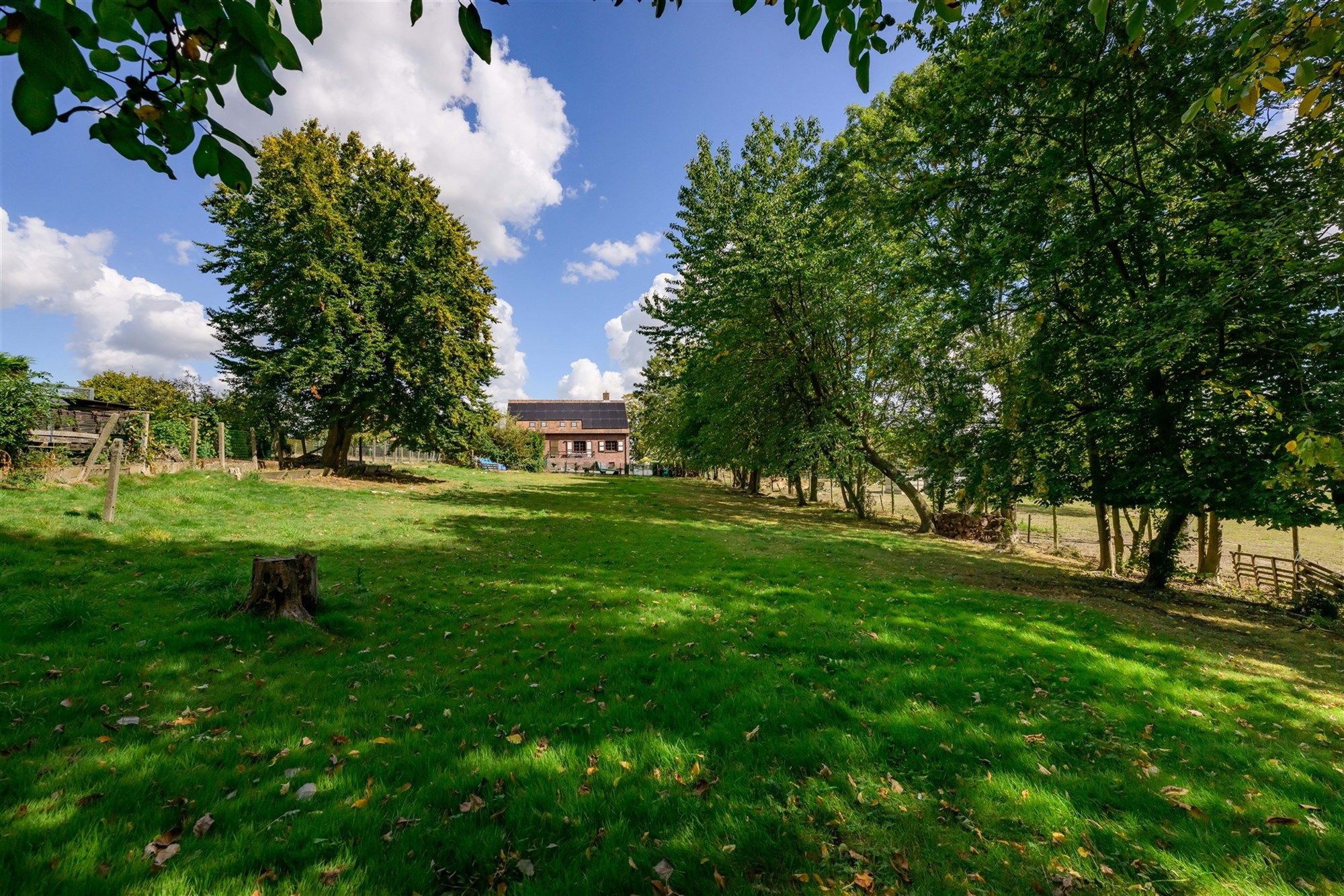 Vrijstaande woning met prachtig zicht foto 9