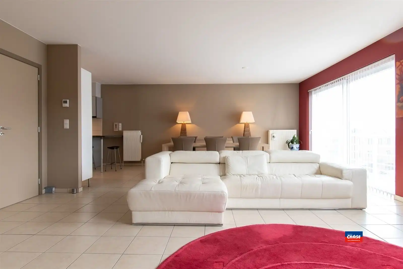 Ruim appartement met 2 slpks + P  foto {{pictureIndex}}