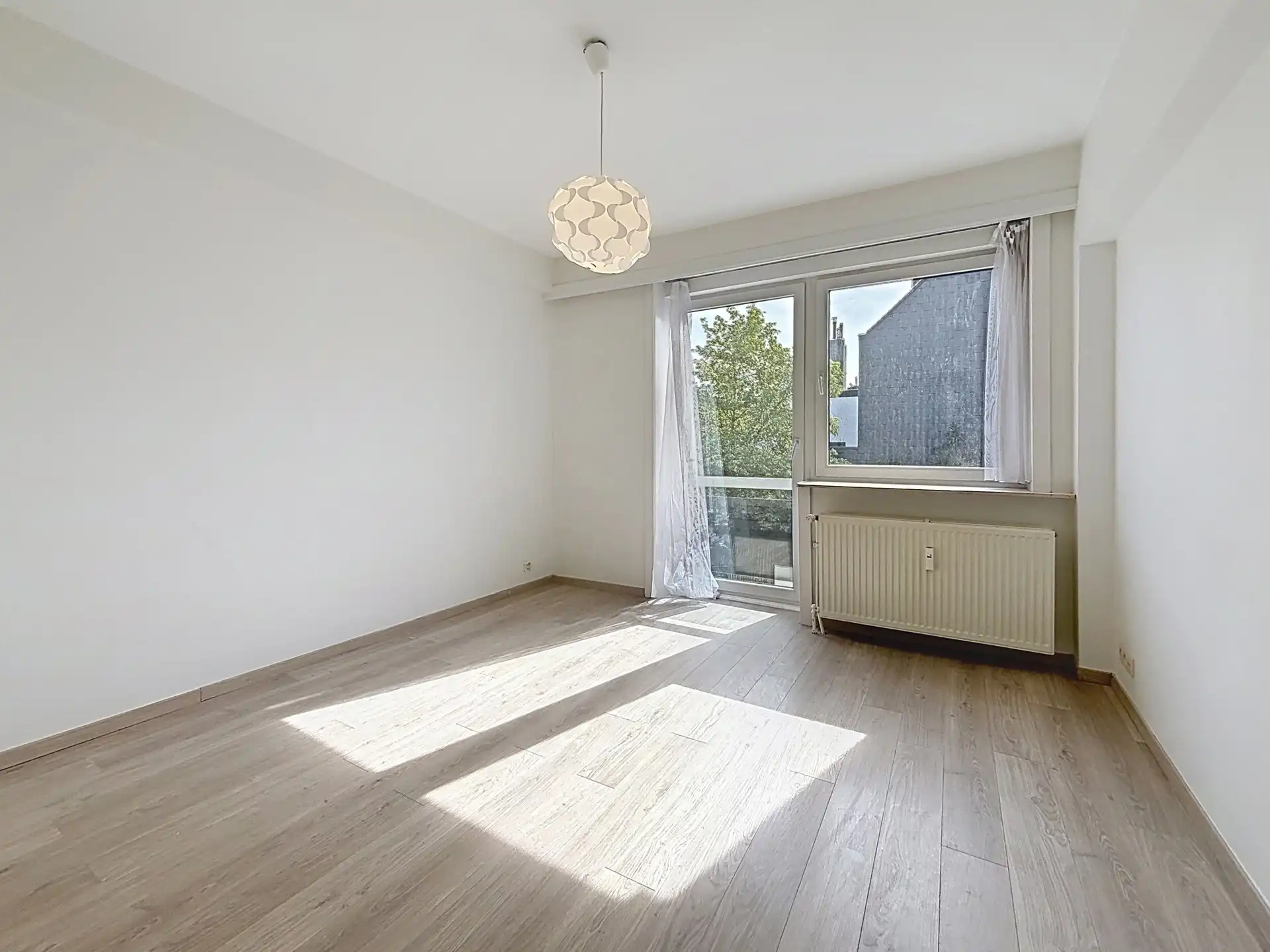 APPARTEMENT MET 1 SLPKMR + BUREAU/KINDERKAMER NABIJ DEMEY foto 7