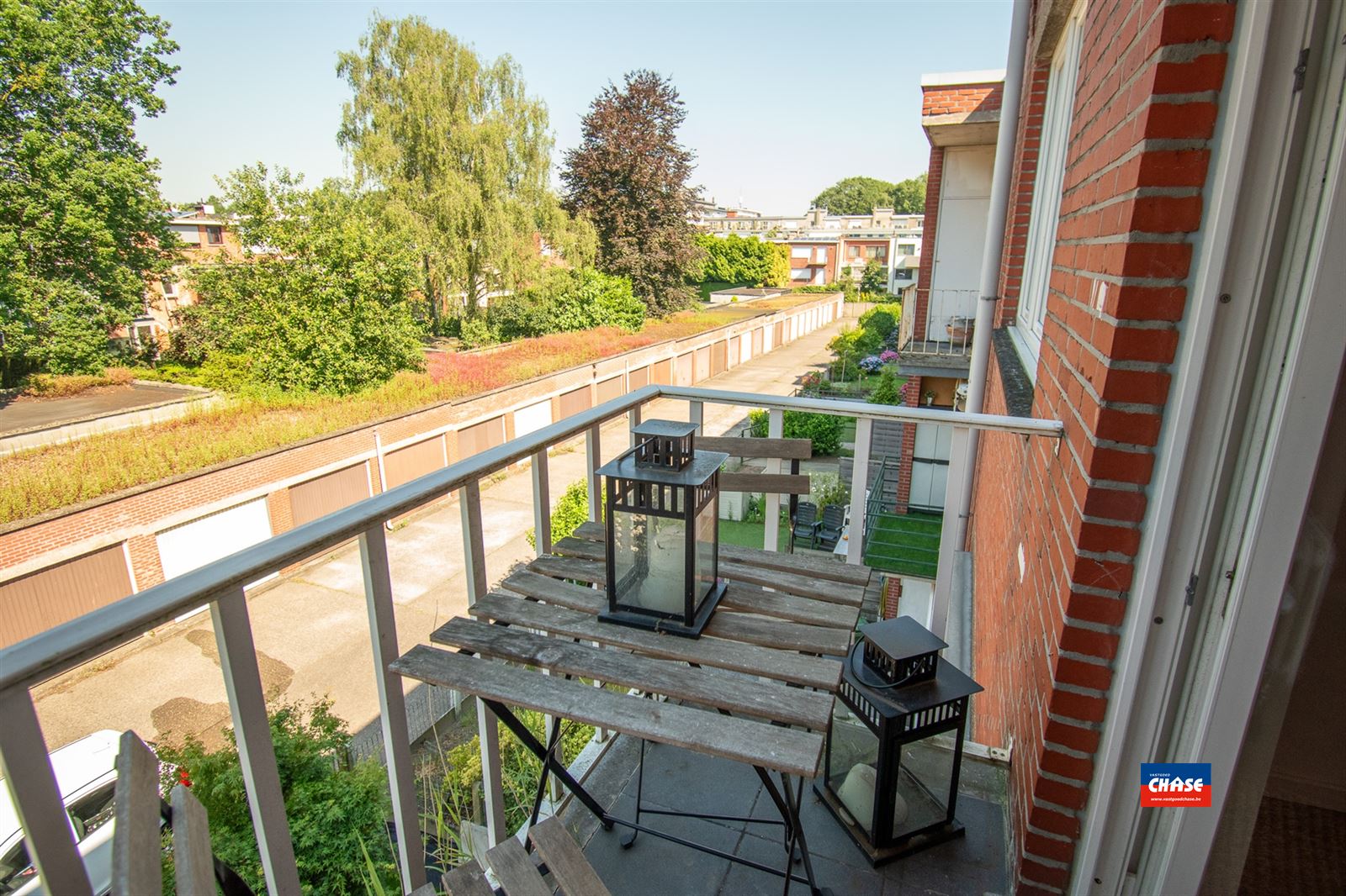 Volledig gerenoveerd appartement met 2 slaapkamers en balkon foto 11