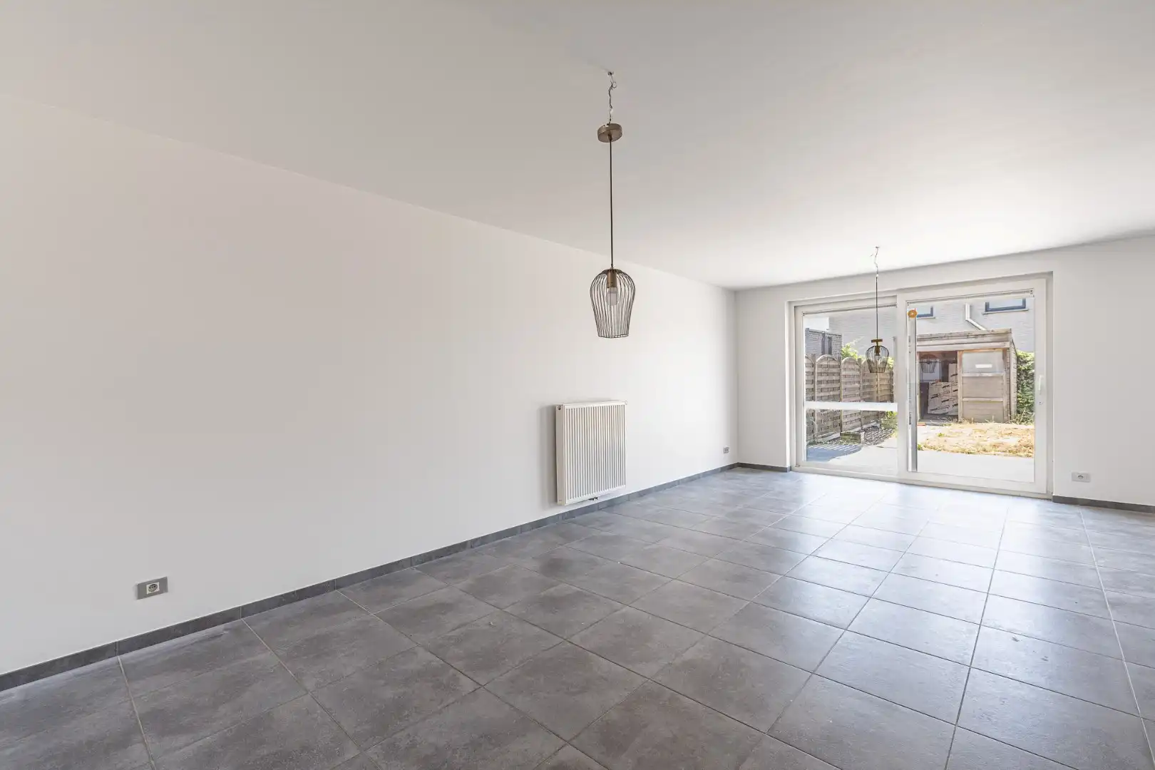 Instapklare woning met 3 slaapkamers, garage en zonnige tuin in Dadizele foto 8