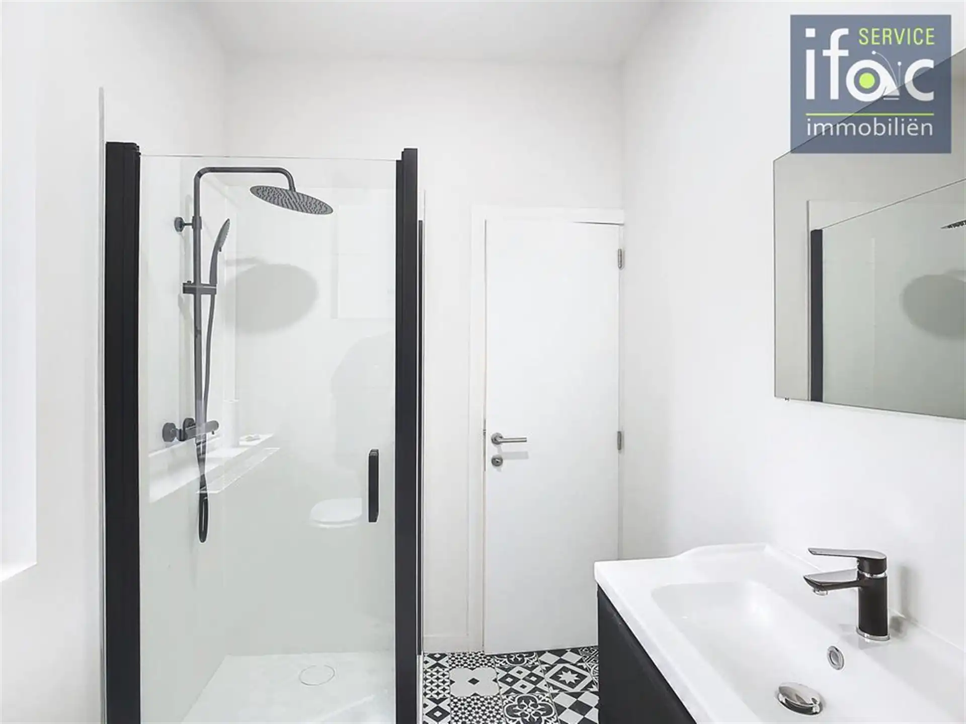 Studio met slaaphoek foto 6