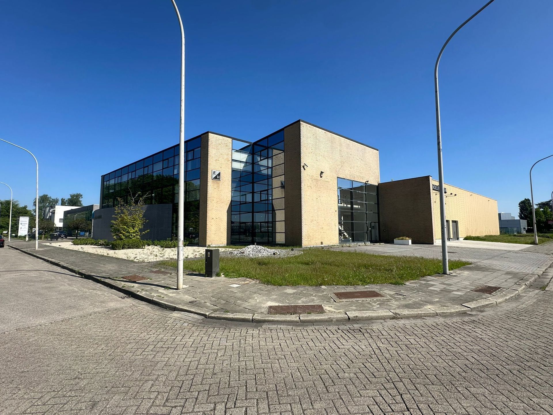 ()=>{if(producerUpdateValueVersion(node),producerAccessed(node),node.value===ERRORED)throw node.error;return node.value} Fotografielaan 14 - 2610 Antwerpen