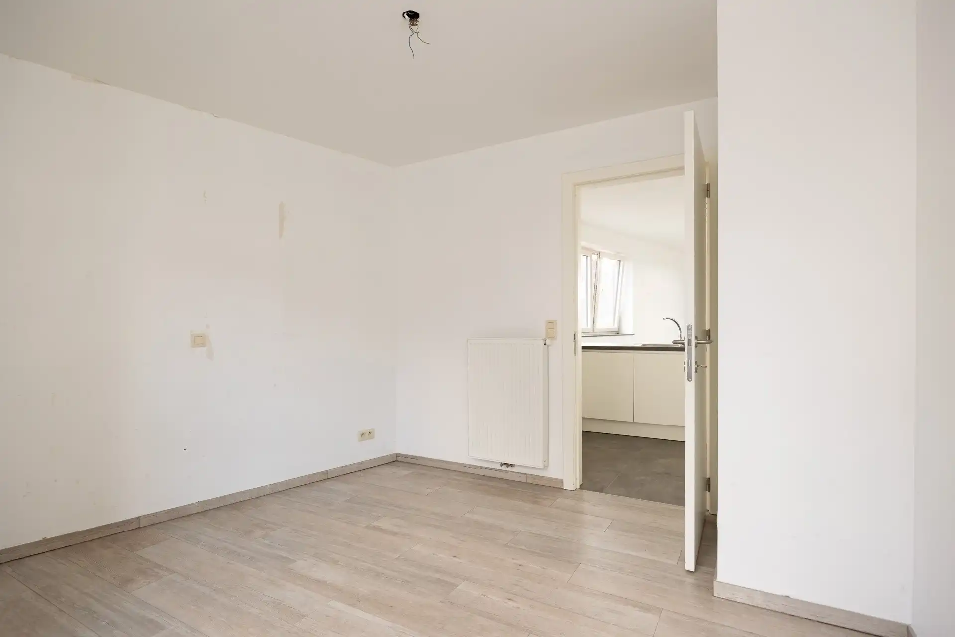 Appartement met 1 slaapkamer en autostaanplaats in het centrum van Kemzeke foto 8