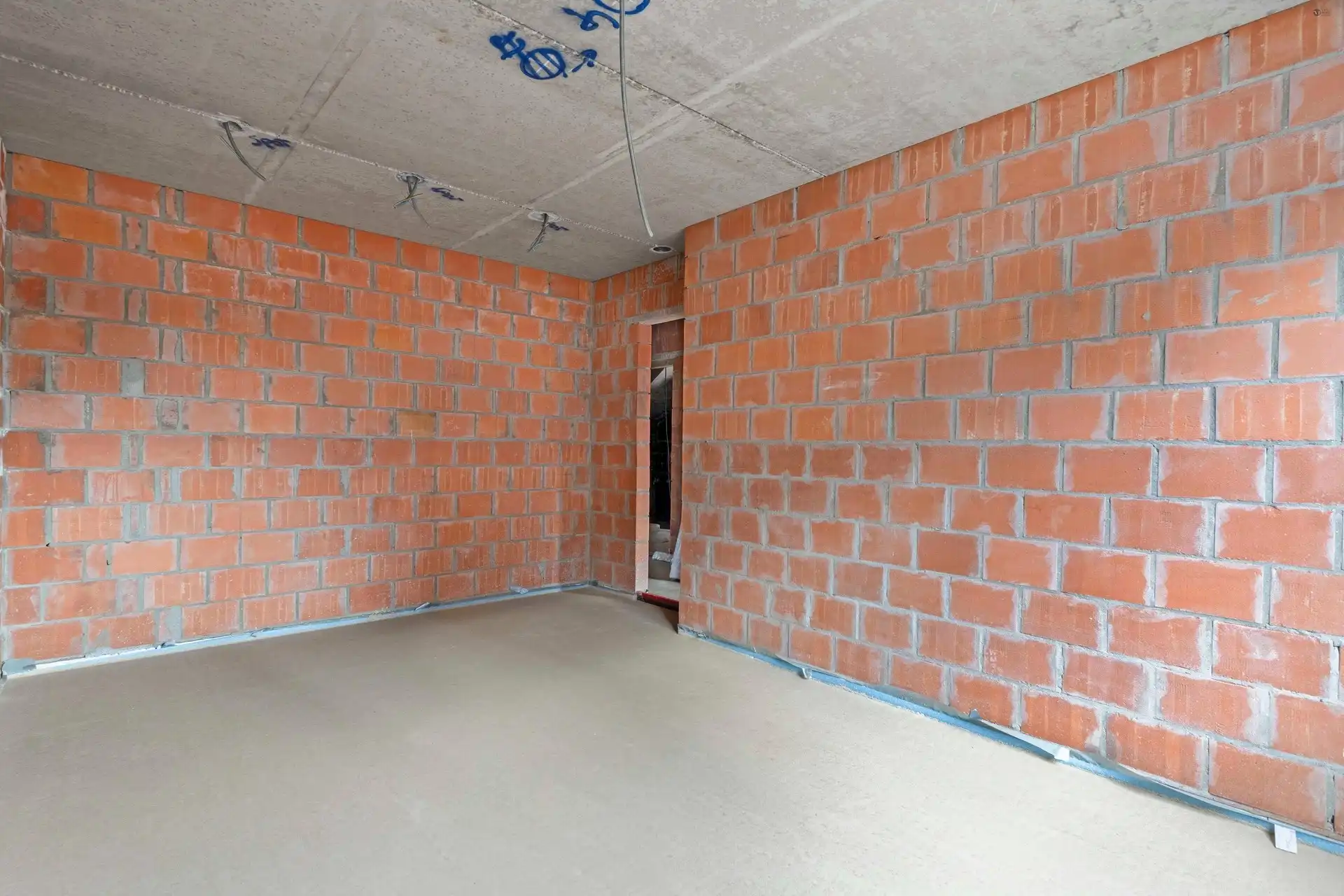 Ruim gelijkvloers nieuwbouwappartement te Stekene foto 7