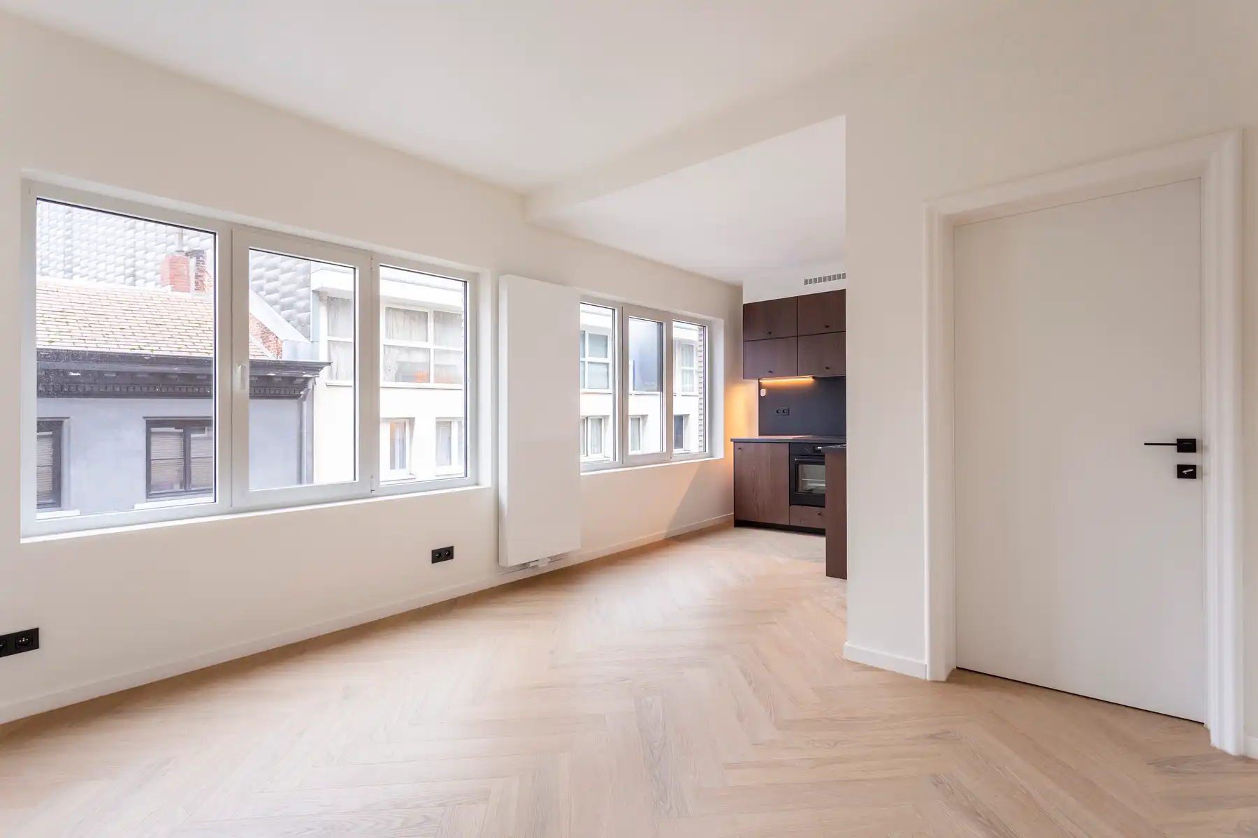 Gerenoveerd 1-slpk appartement op toplocatie!&nbsp; foto {{pictureIndex}}