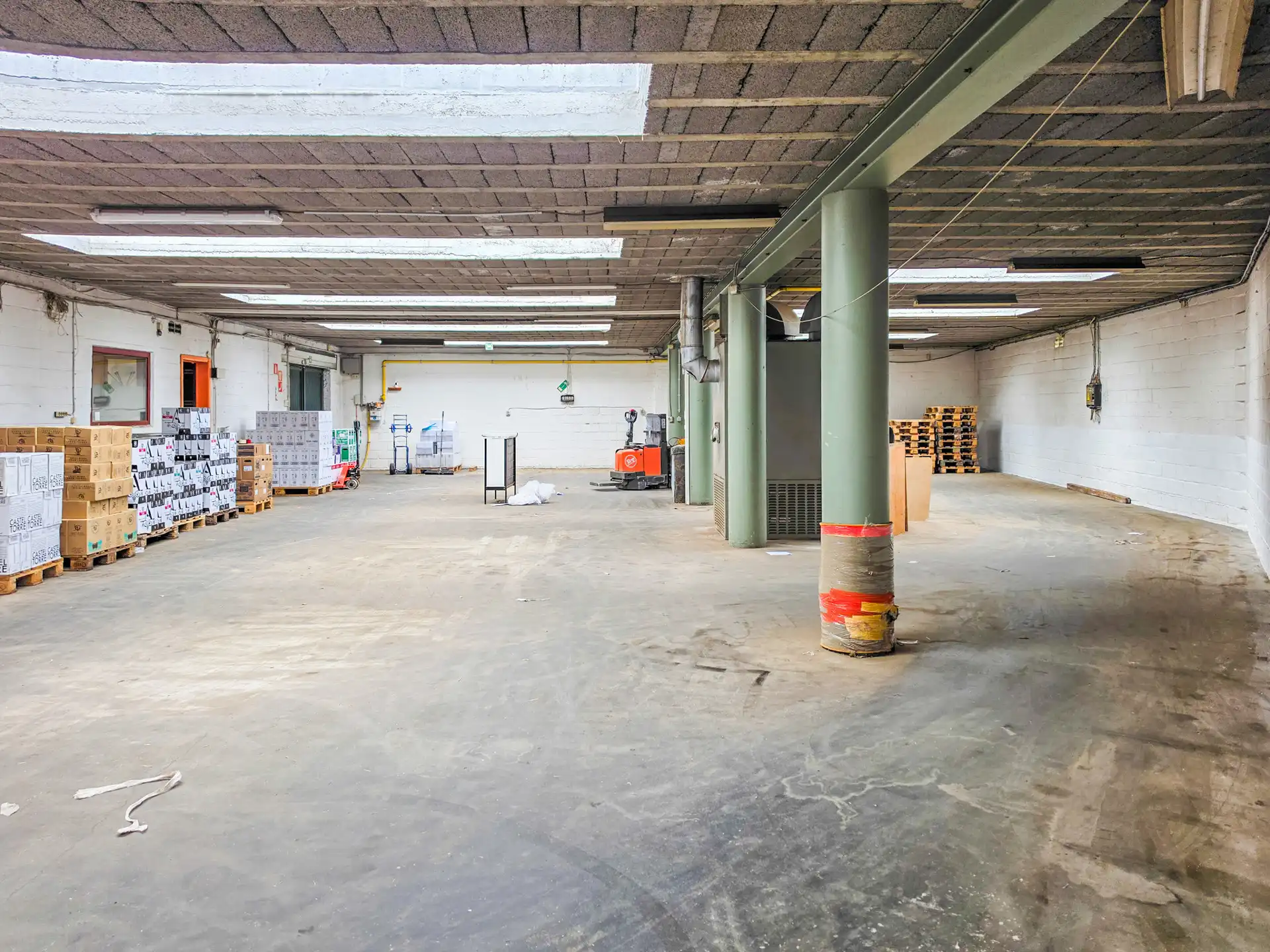 Commerciële ruimte te huur foto 4