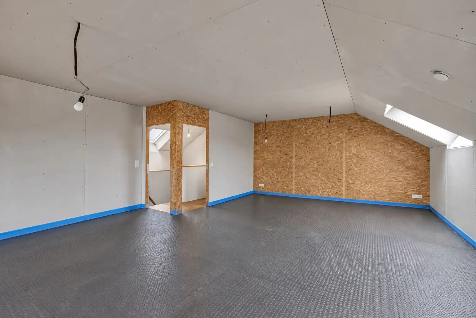 Prachtige nieuwbouwwoning met 3 slpks en tuin op toplocatie foto 16