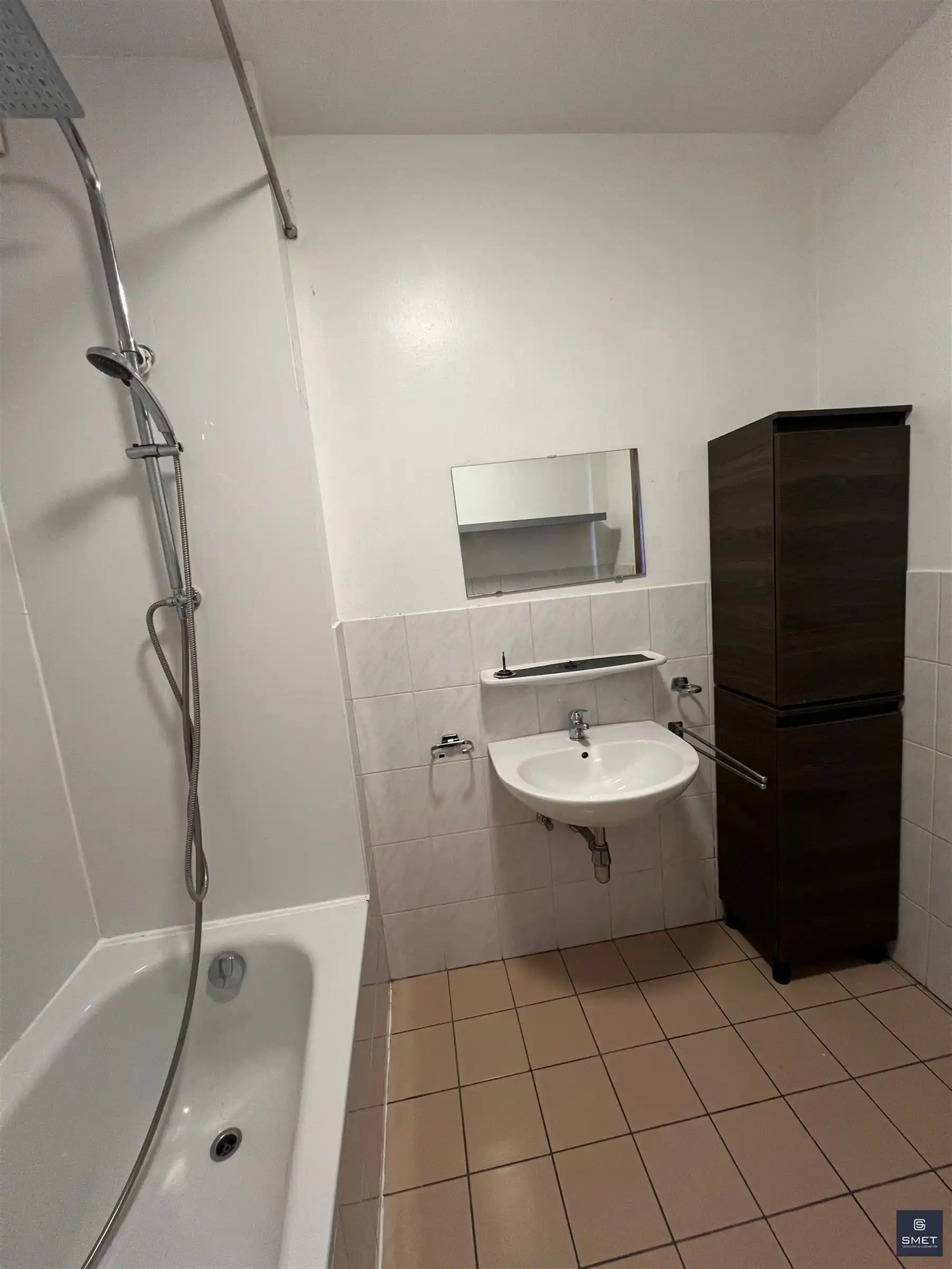 RUIM EN LICHTRIJK APPARTEMENT MET 2 SLPKS foto 13