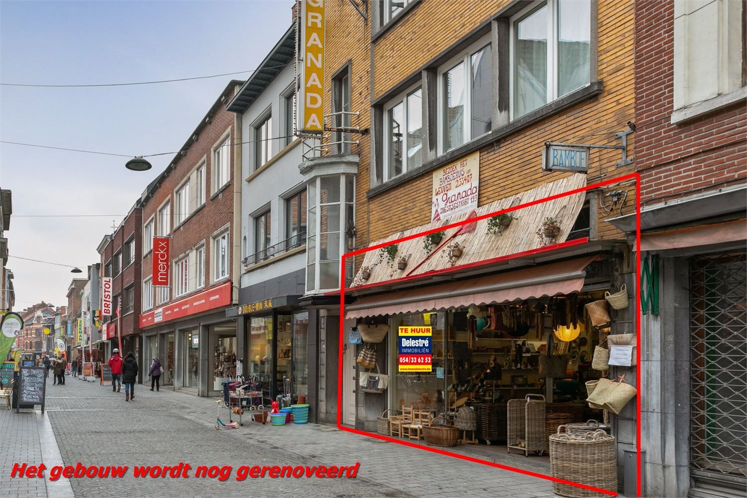 GERENOVEERD COMMERCIEEL PAND NAAST KONVERT INTERIM foto {{pictureIndex}}