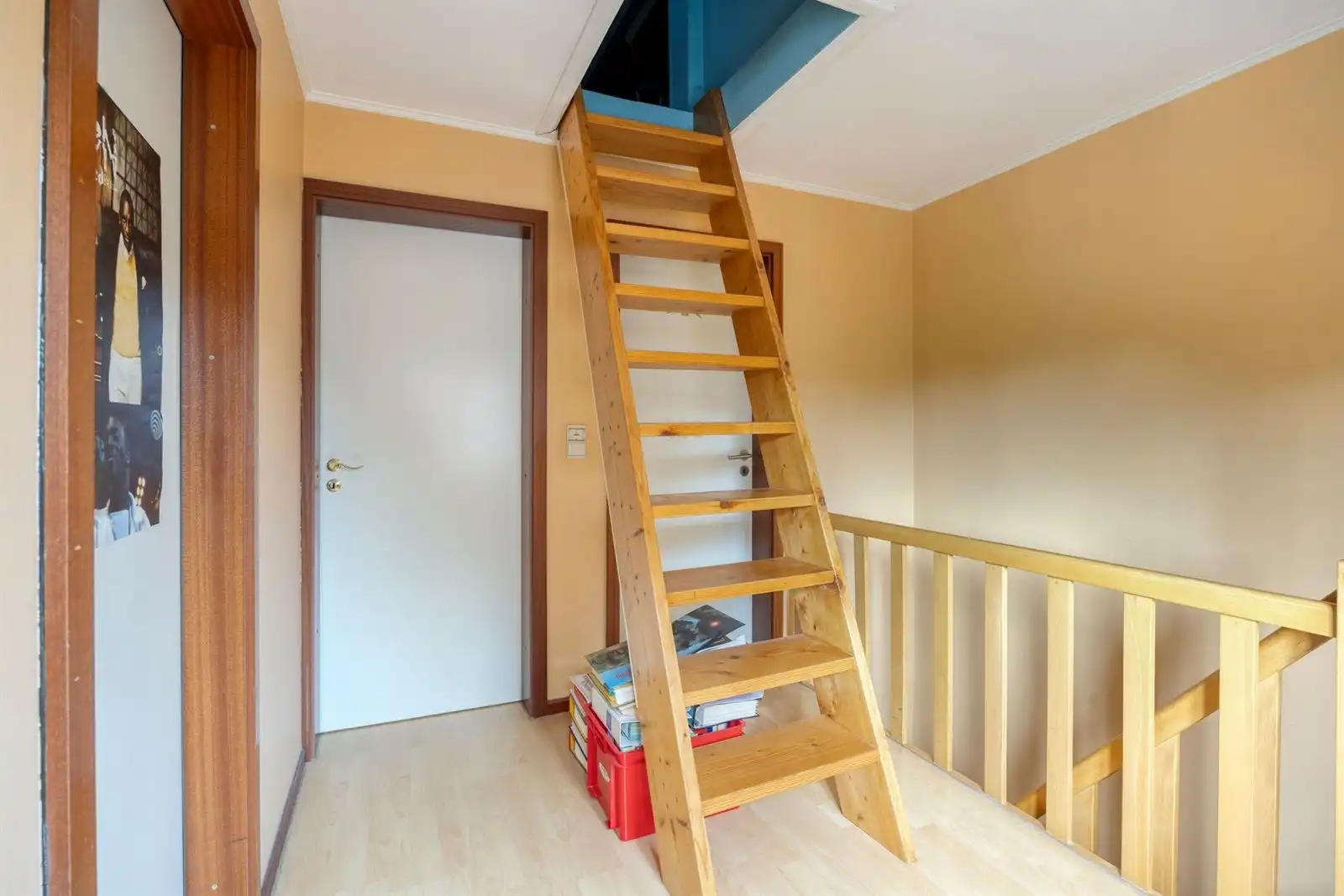 Karaktervolle HOB met 4 slaapkamers, tuin en garage foto 14