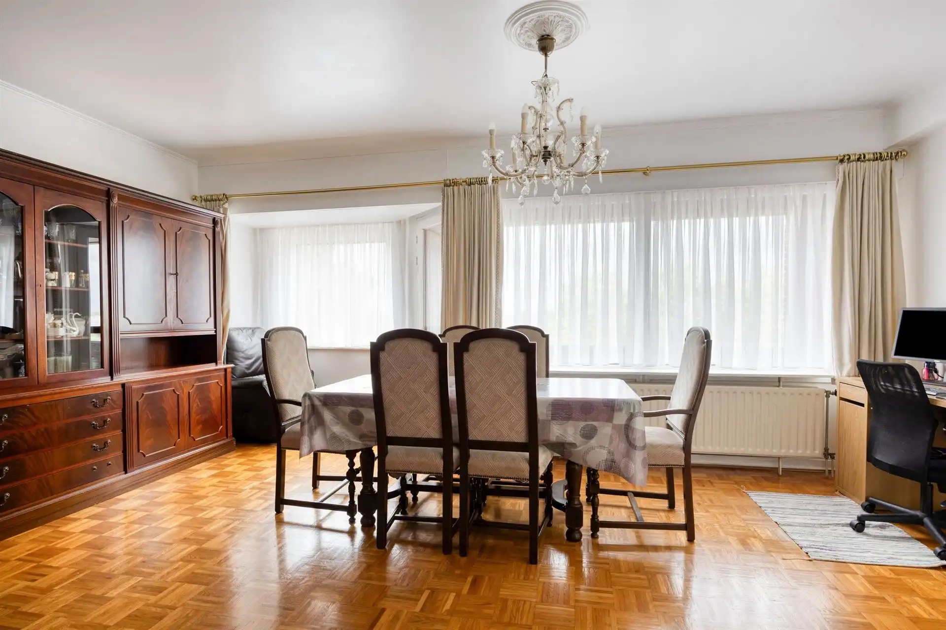 Instapklaar appartement met 2 slaapkamers. foto 8