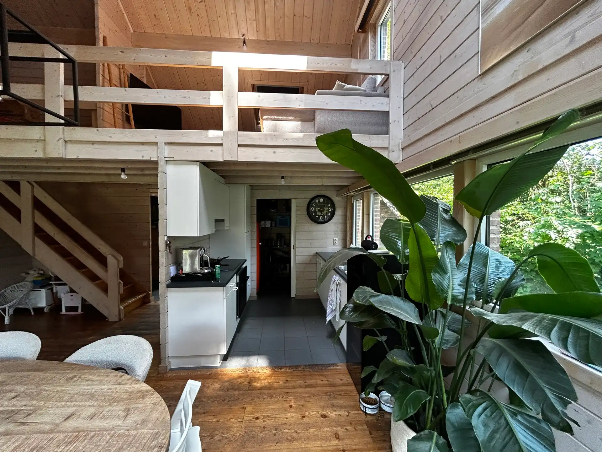 Ruime woning, 4 slpks, 3 badk,  gelegen in parkdomein  foto 8