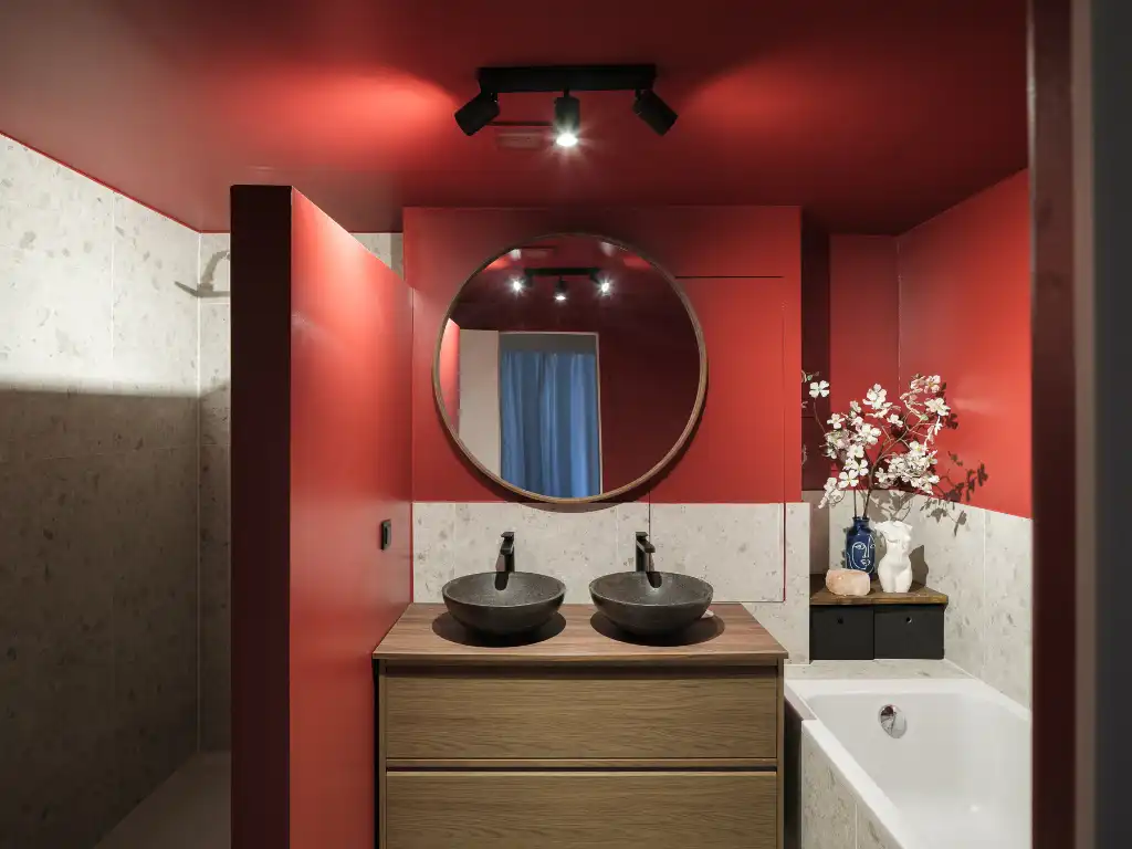 Stijlvol duplex appartement met 2 slaapkamers en terras, centraal gelegen in het bruisende centrum nabij alle belangrijkste straten en pleinen van Gent. foto 12