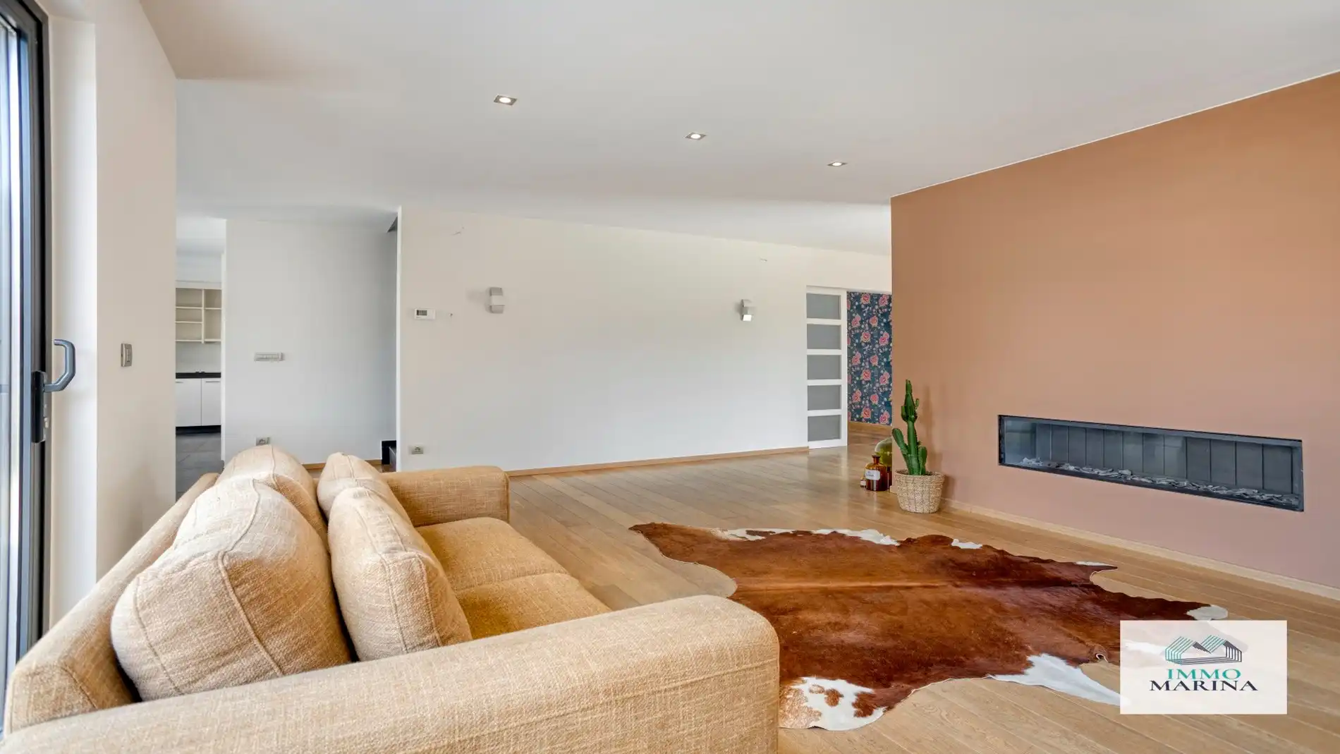 Ruime villa op 8,2a in doodlopende straat met 6 kmrs te Houtvenne foto 8